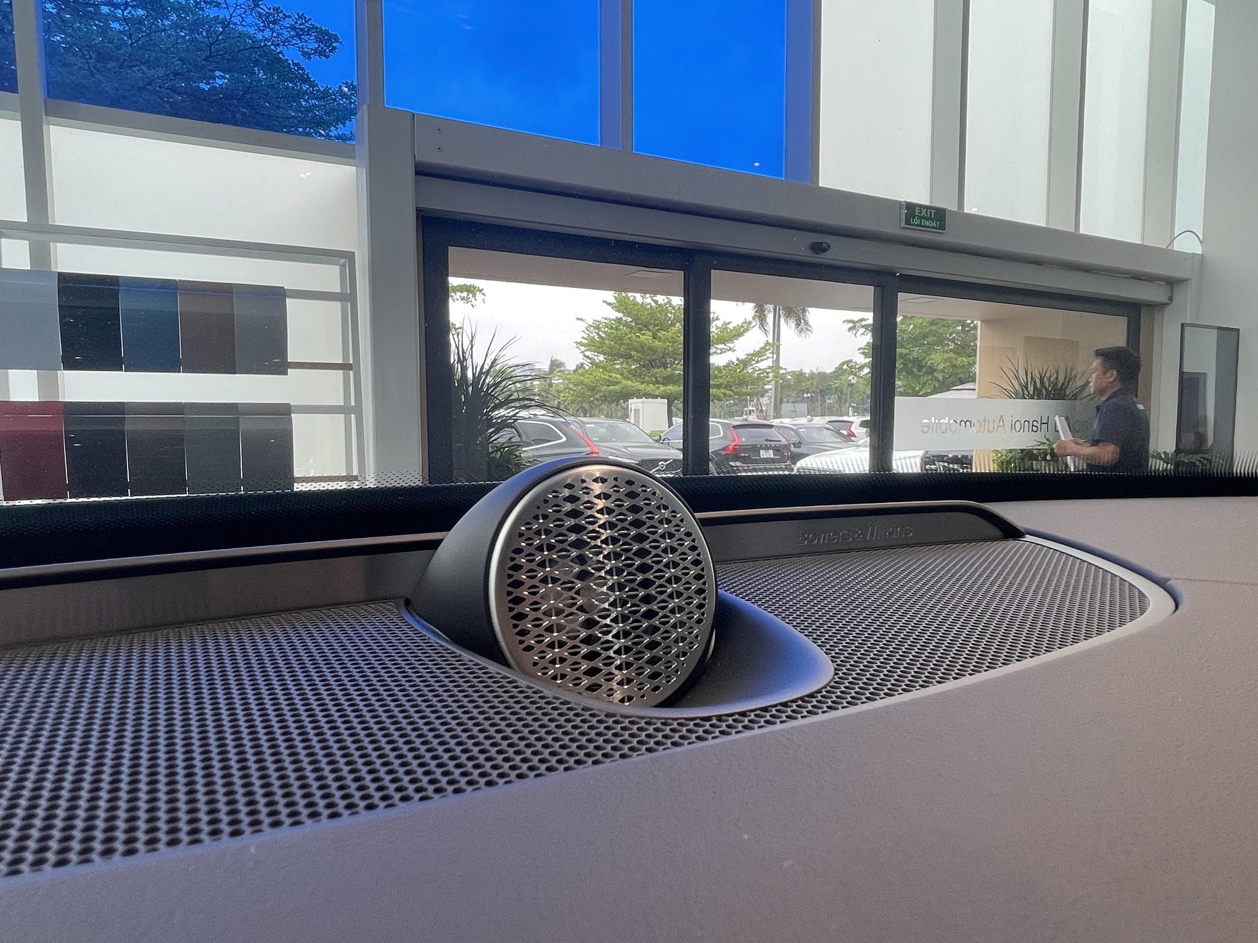 Cận cảnh Volvo XC90 2026 vừa ra mắt tại Việt Nam- Ảnh 12.