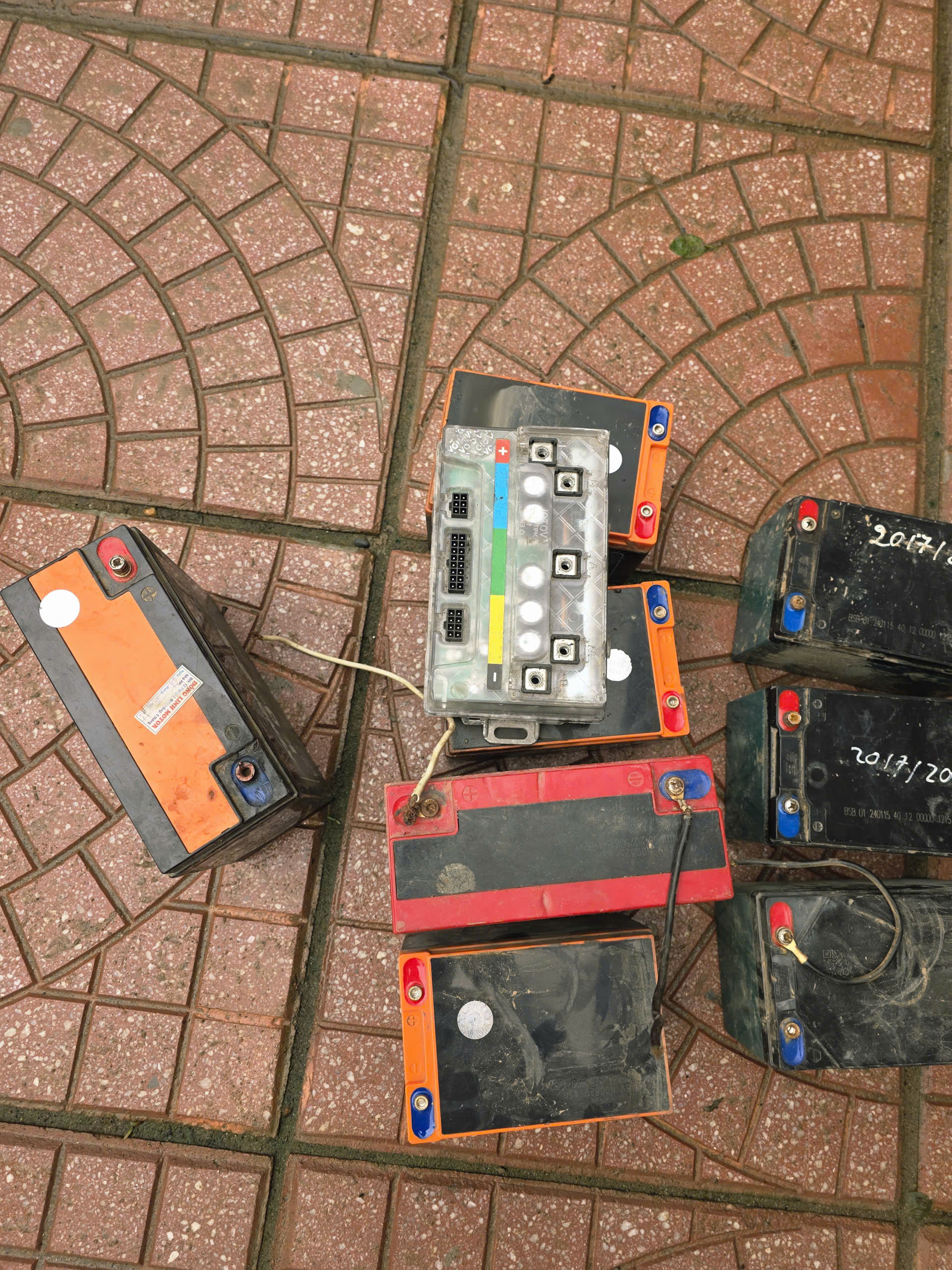 CSGT L&agrave;o Cai chủ động kế hoạch tuần tra, ngăn ngừa tai nạn từ xe điện độ chế- Ảnh 7.