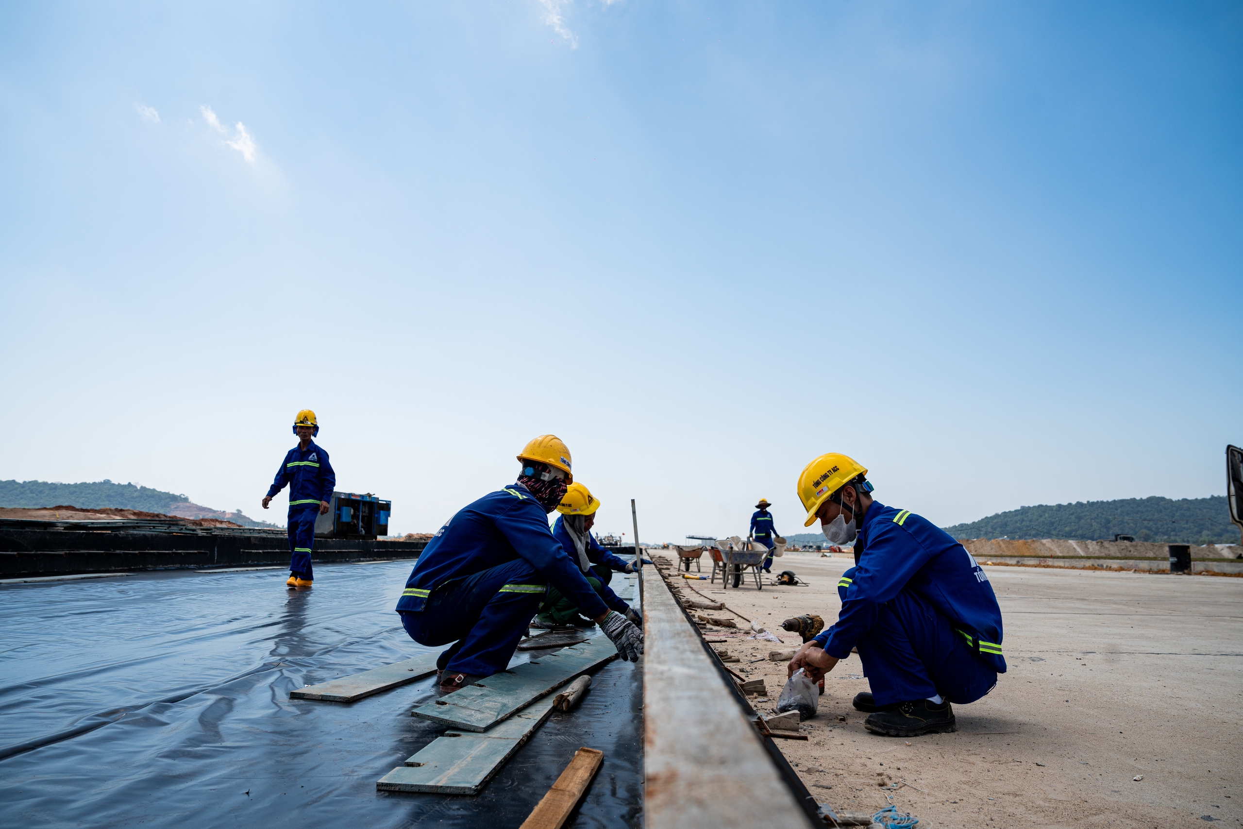 Công trường dự án mở rộng Cảng hàng không quốc tế Phú Quốc- Ảnh 2. Công trường dự án mở rộng Cảng hàng không quốc tế Phú Quốc- Ảnh 2.