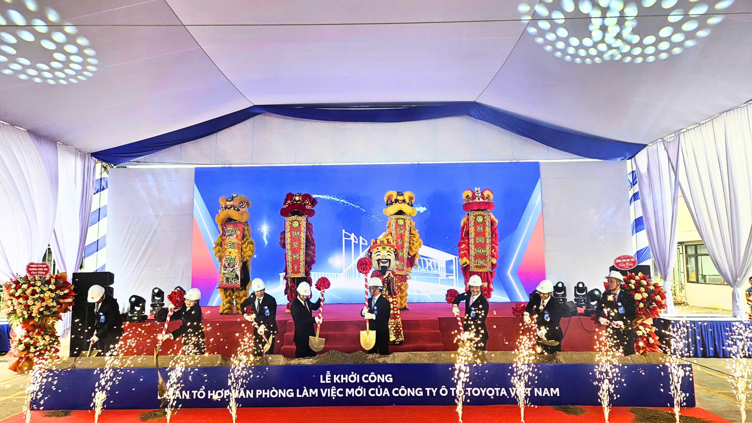Toyota khởi công dự án 360 triệu USD tại Việt Nam- Ảnh 1. Toyota khởi công dự án 360 triệu USD tại Việt Nam- Ảnh 1.