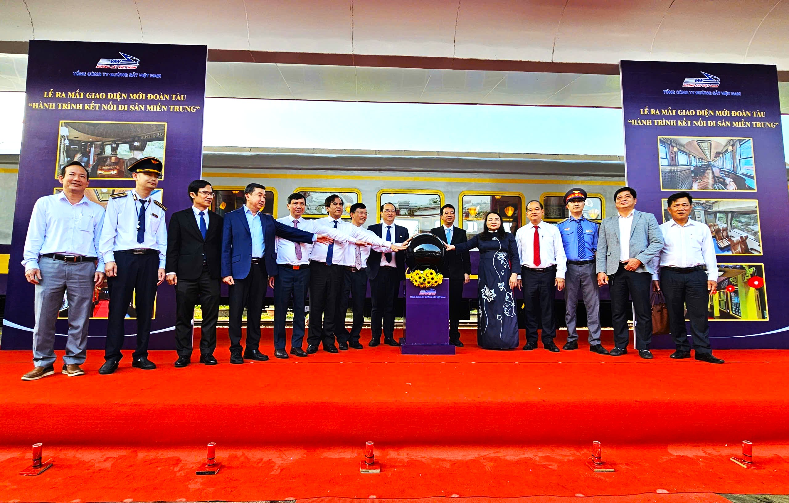 Ga Huế th&agrave;nh điểm du lịch, đo&agrave;n t&agrave;u kết nối di sản miền Trung nổi sắc t&iacute;m- Ảnh 3.