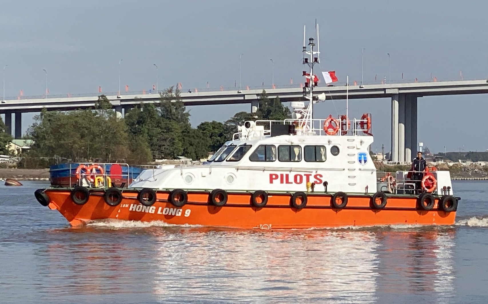 Giảm tối thiểu 10% gi&aacute; dịch vụ hoa ti&ecirc;u h&agrave;ng hải cho t&agrave;u thuyền Việt Nam từ 1/4- Ảnh 1.