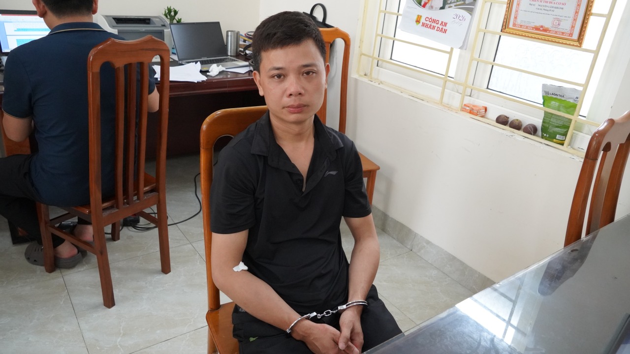 Khởi tố, bắt tạm giam đối tượng dùng súng tự chế giết người ở Quảng Trị- Ảnh 1. Khởi tố, bắt tạm giam đối tượng dùng súng tự chế giết người ở Quảng Trị- Ảnh 1.