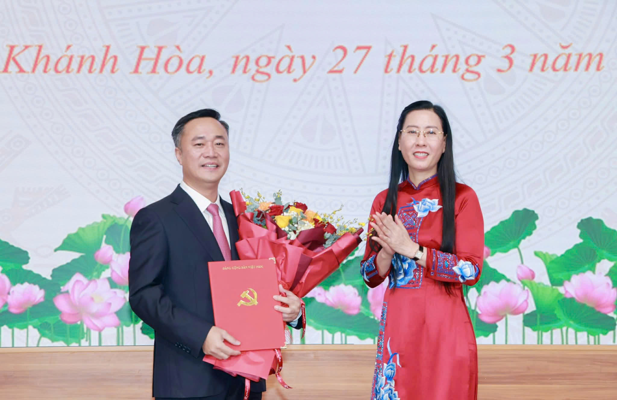 Thứ trưởng Bộ X&acirc;y dựng Nguyễn Việt H&ugrave;ng giữ chức Ph&oacute; b&iacute; thư Tỉnh ủy Kh&aacute;nh H&ograve;a- Ảnh 1.