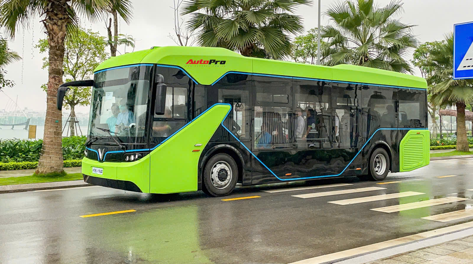 Ứng phó biến động xăng dầu (Kỳ 2): Chuyển đổi xanh, hướng tới phát triển bền vững- Ảnh 3. Ứng phó biến động xăng dầu (Kỳ 2): Chuyển đổi xanh, hướng tới phát triển bền vững- Ảnh 3.