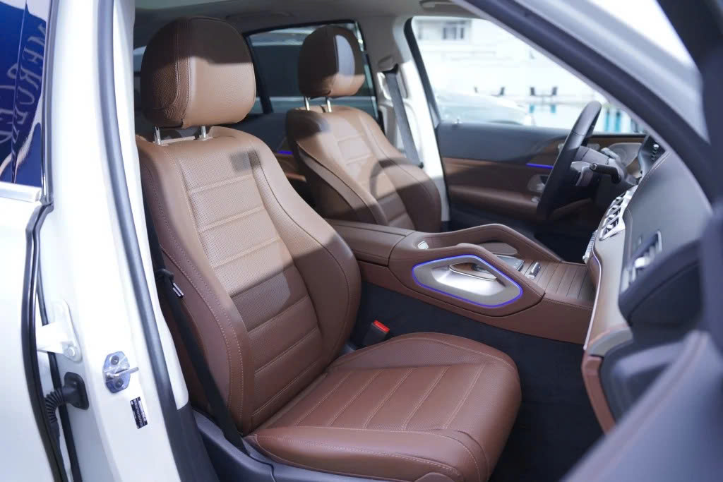 XC90 2026 giảm giá, gây áp lực lên Mercedes GLE 400e- Ảnh 7. XC90 2026 giảm giá, gây áp lực lên Mercedes GLE 400e- Ảnh 7.