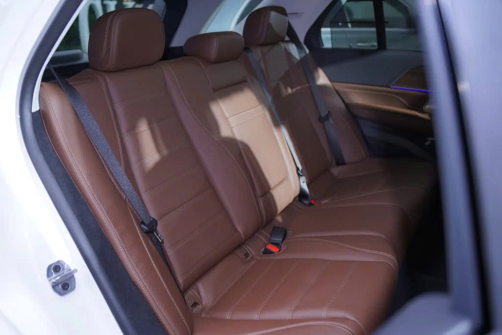 XC90 2026 giảm giá, gây áp lực lên Mercedes GLE 400e- Ảnh 8. XC90 2026 giảm giá, gây áp lực lên Mercedes GLE 400e- Ảnh 8.