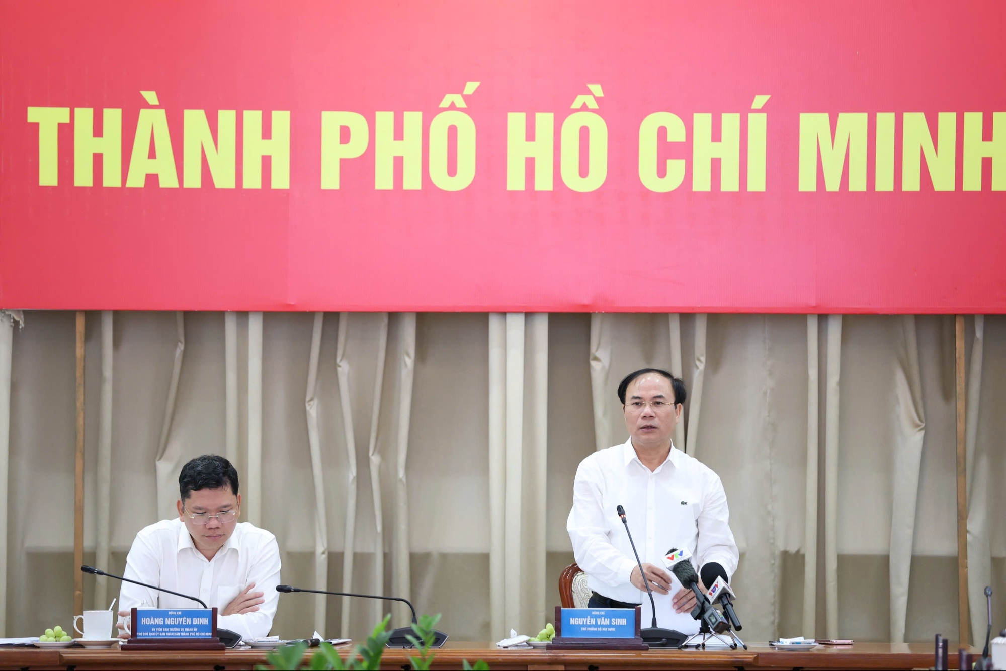 Thứ trưởng Nguyễn Văn Sinh: Phát triển nhà ở xã hội không chỉ là việc của doanh nghiệp- Ảnh 1. Thứ trưởng Nguyễn Văn Sinh: Phát triển nhà ở xã hội không chỉ là việc của doanh nghiệp- Ảnh 1.