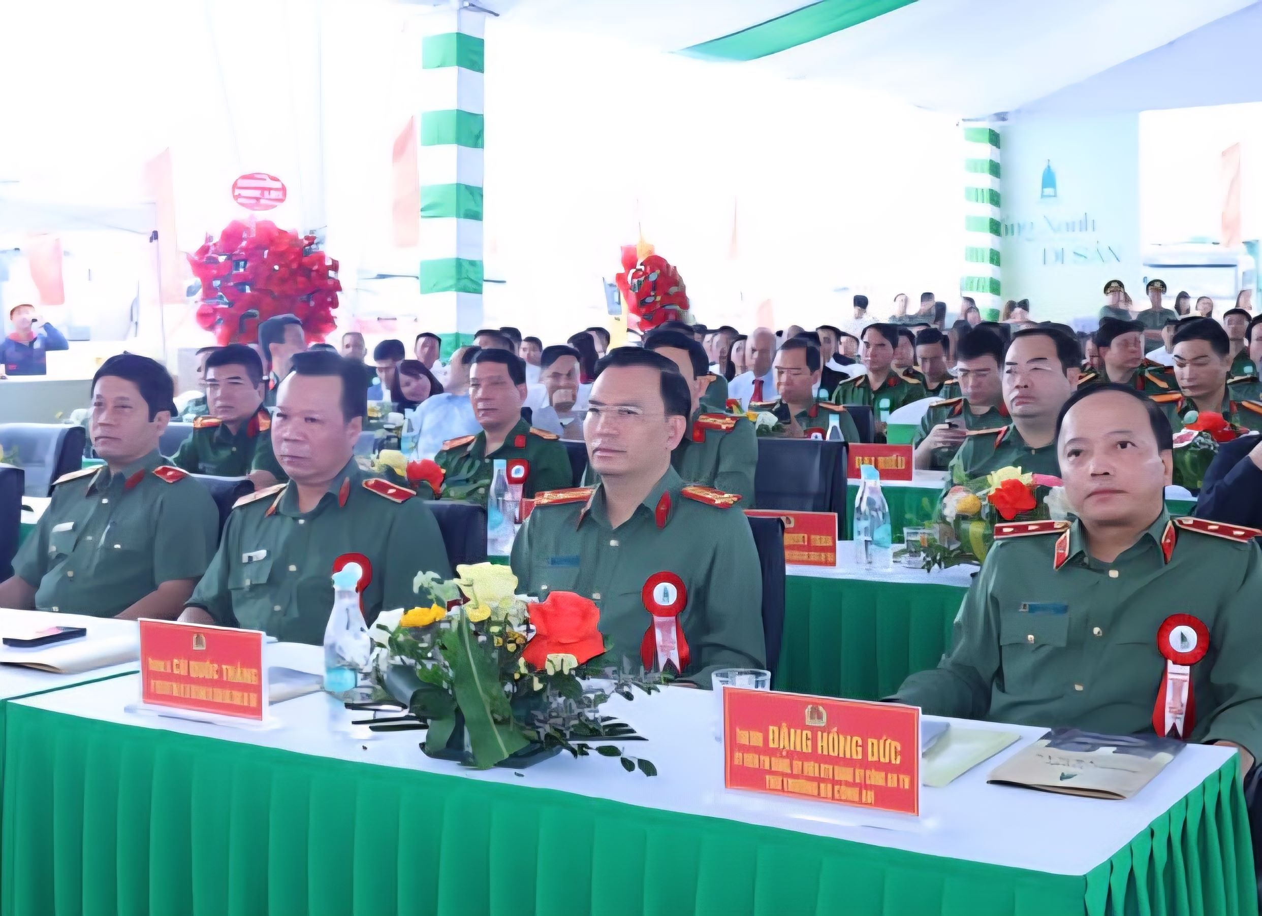 Khởi công dự án nhà ở hơn 4.800 tỷ đồng cho lực lượng công an tại Ninh Bình- Ảnh 2. Khởi công dự án nhà ở hơn 4.800 tỷ đồng cho lực lượng công an tại Ninh Bình- Ảnh 2.