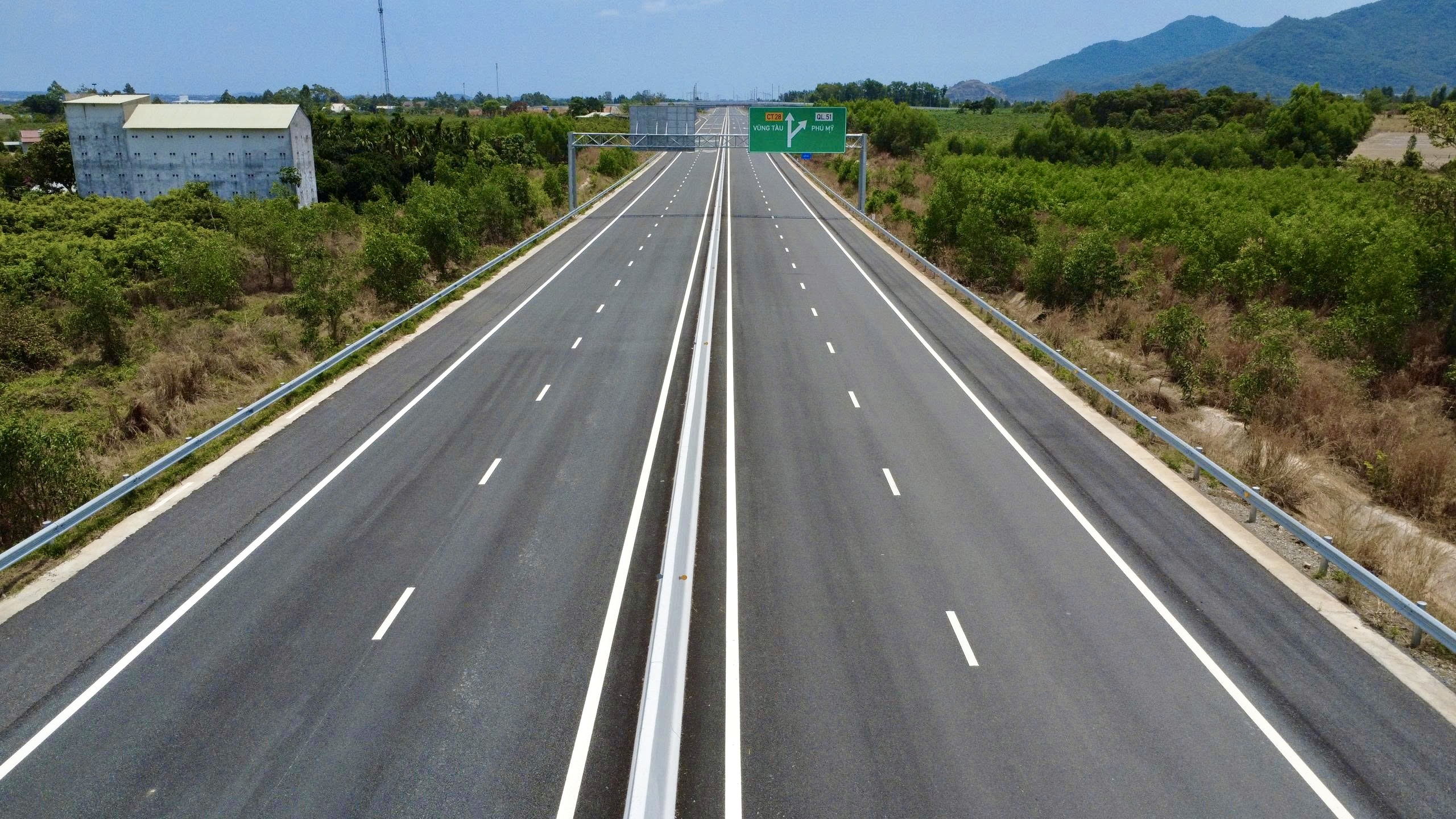 L&ugrave;i thời gian th&ocirc;ng xe tạm cao tốc Bi&ecirc;n H&ograve;a - Vũng T&agrave;u sang th&aacute;ng 4- Ảnh 2.