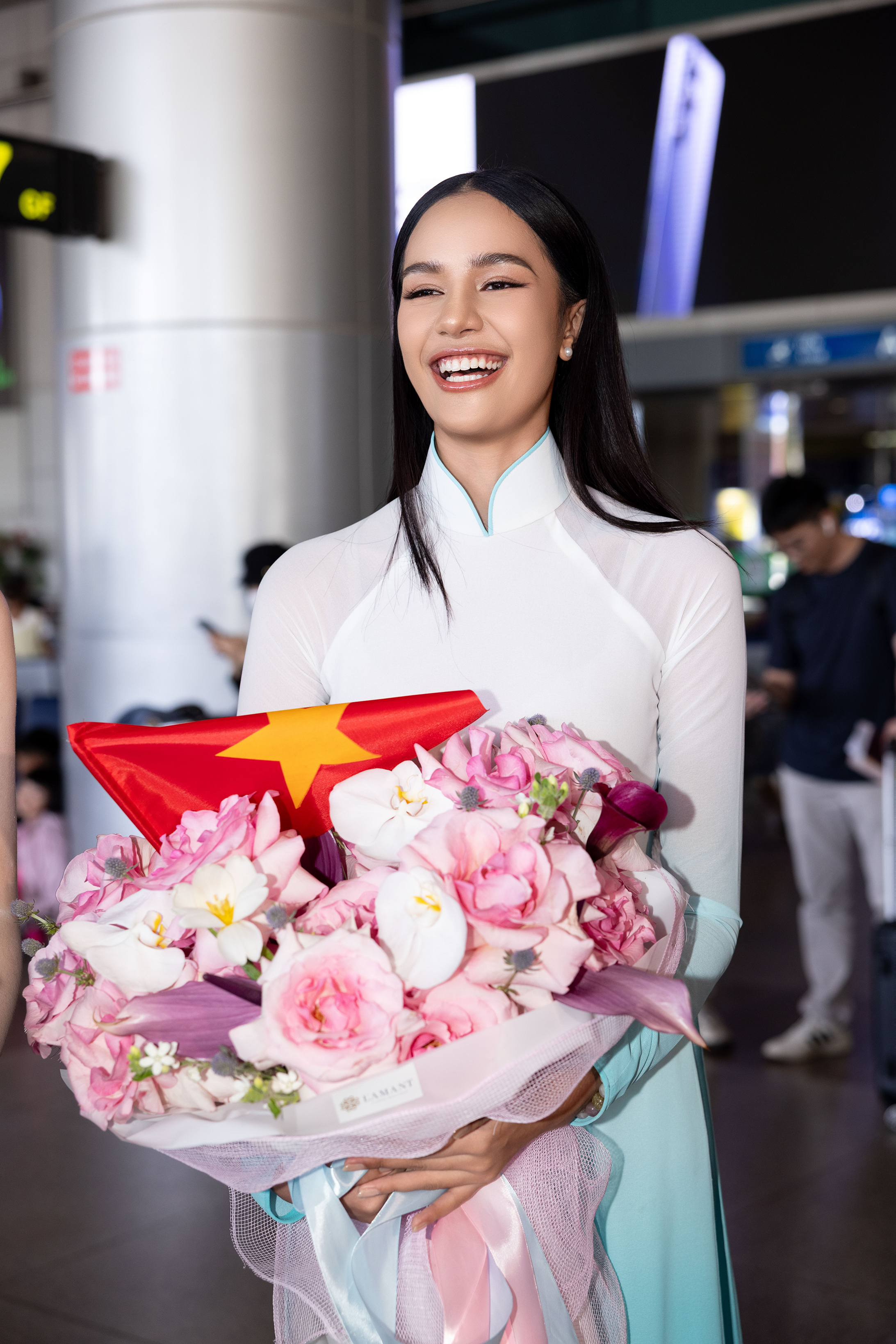 Đương kim Miss World Opal Suchata tham dự đ&ecirc;m chung kết Hoa hậu Thế giới Việt Nam 2025- Ảnh 7.