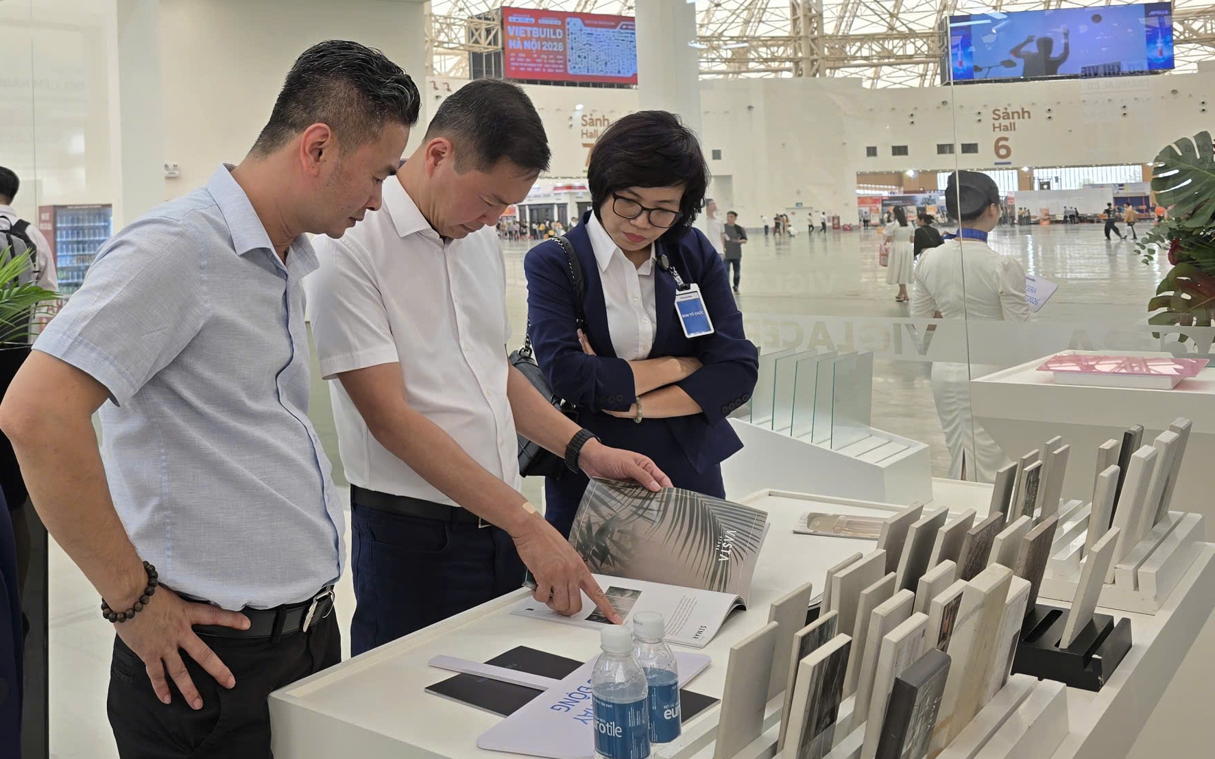 Doanh nghiệp h&agrave;ng kh&ocirc;ng, du lịch t&igrave;m c&aacute;ch vượt &ldquo;b&atilde;o&rdquo; chi ph&iacute;- Ảnh 6.