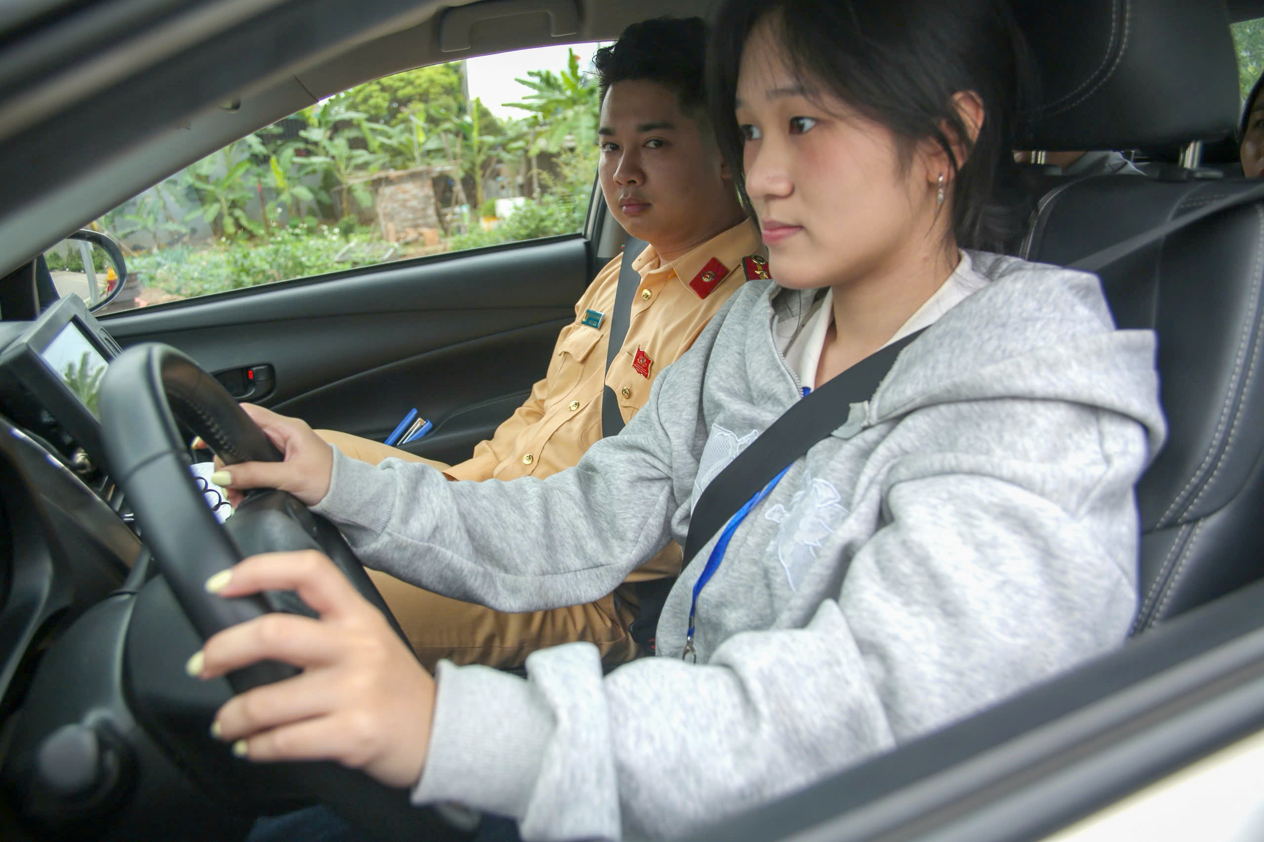 H&agrave; Nội: Gần 2.000 học vi&ecirc;n s&aacute;t hạch l&aacute;i xe mỗi ng&agrave;y, nhiều người đỗ ngay lần thi đầu- Ảnh 9.