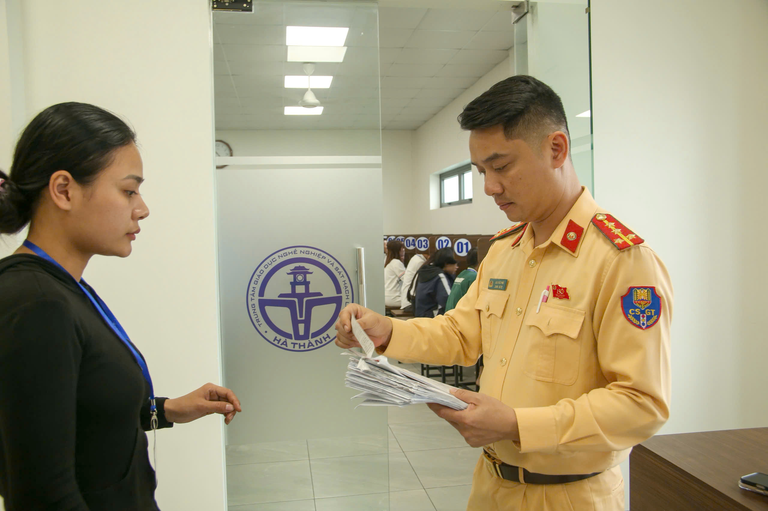 H&agrave; Nội: Gần 2.000 học vi&ecirc;n s&aacute;t hạch l&aacute;i xe mỗi ng&agrave;y, nhiều người đỗ ngay lần thi đầu- Ảnh 2.