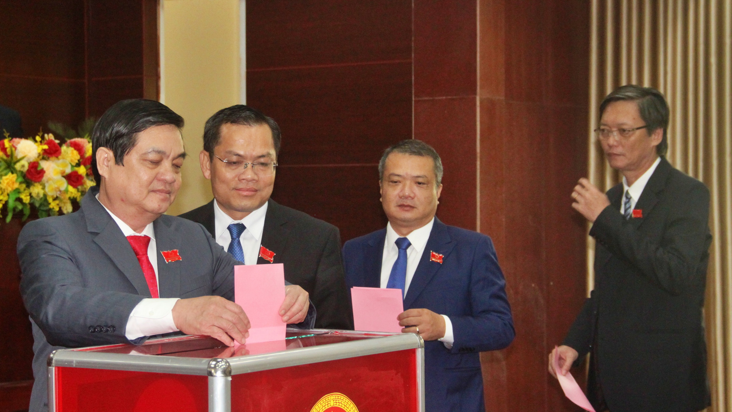 Ông Lữ Quang Ngời tái đắc cử Chủ tịch UBND tỉnh Cà Mau- Ảnh 1. Ông Lữ Quang Ngời tái đắc cử Chủ tịch UBND tỉnh Cà Mau- Ảnh 1.