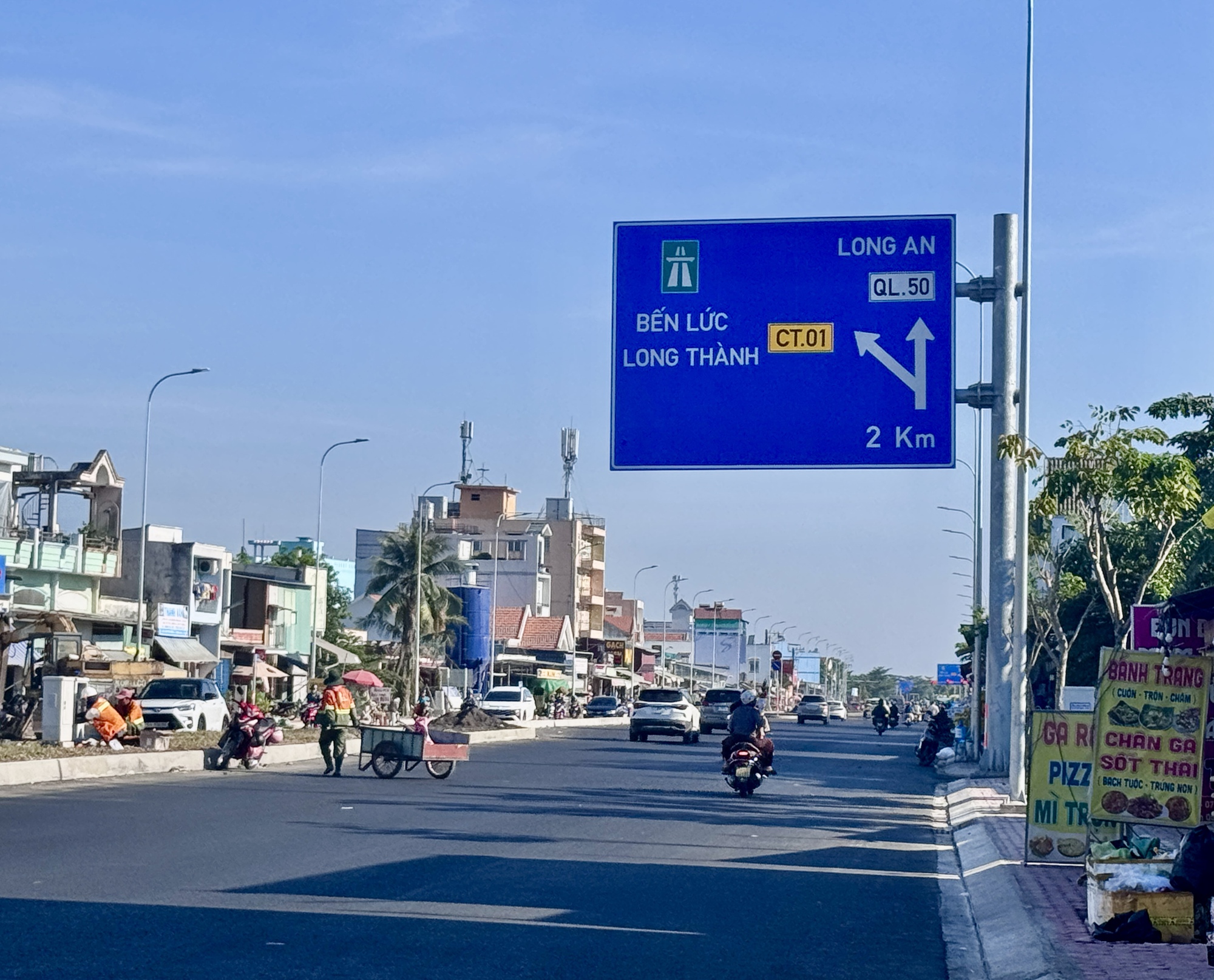 Cận cảnh quốc lộ 50 gần hoàn thiện, chờ gỡ nút thắt cuối cùng- Ảnh 5. Cận cảnh quốc lộ 50 gần hoàn thiện, chờ gỡ nút thắt cuối cùng- Ảnh 5.