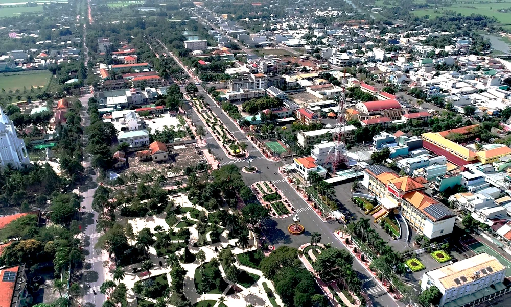 Kiến Tường trên trục phát triển mới, đón dòng dịch chuyển đô thị vùng ven- Ảnh 1. Kiến Tường trên trục phát triển mới, đón dòng dịch chuyển đô thị vùng ven- Ảnh 1.