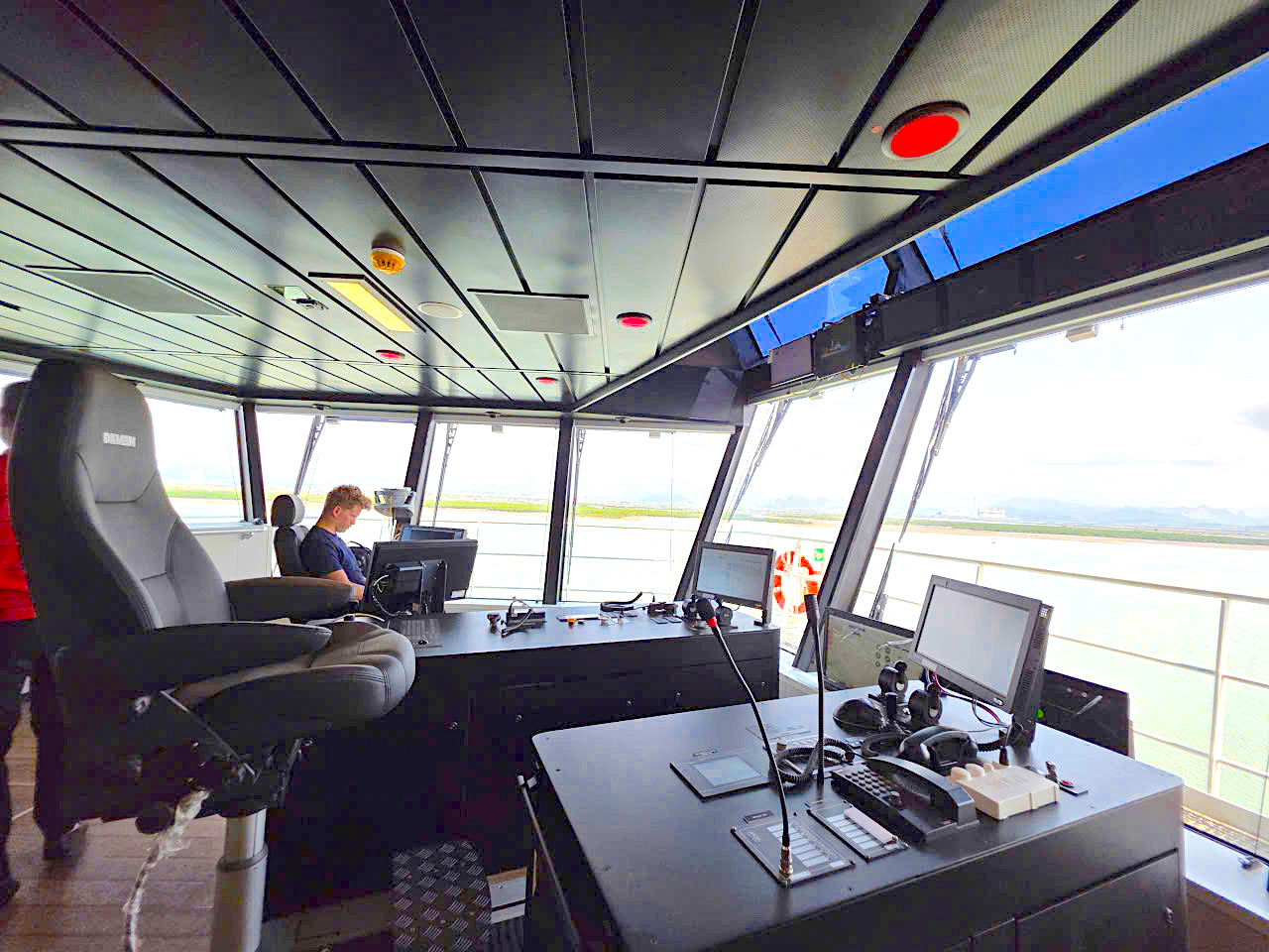 Bên trong “khách sạn nổi” phục vụ điện gió ngoài khơi- Ảnh 6. Bên trong “khách sạn nổi” phục vụ điện gió ngoài khơi- Ảnh 6.