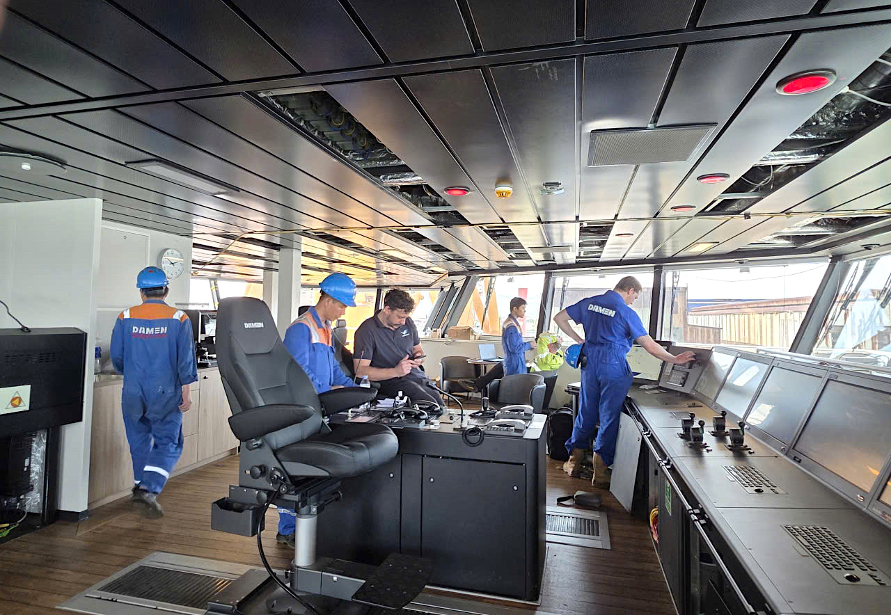 Bên trong “khách sạn nổi” phục vụ điện gió ngoài khơi- Ảnh 7. Bên trong “khách sạn nổi” phục vụ điện gió ngoài khơi- Ảnh 7.