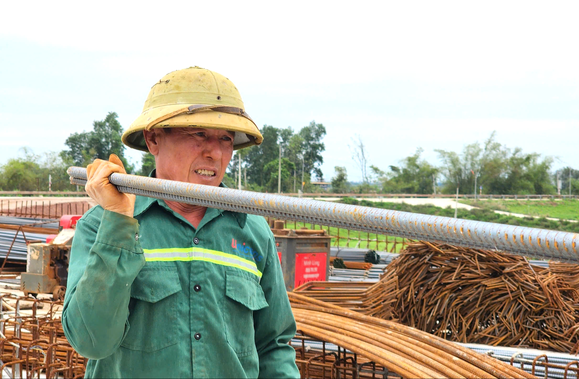 Cầu hơn 2.000 tỷ đồng ở Bắc Ninh tăng tốc thi c&ocirc;ng về đ&iacute;ch- Ảnh 4.