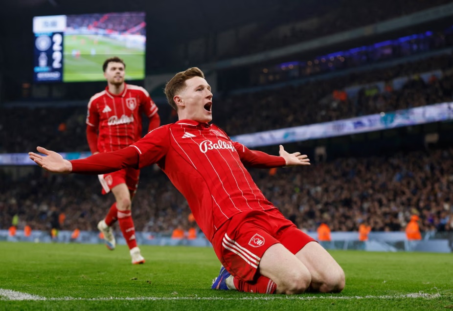 H&ograve;a Nottingham, Man City bị Arsenal nới rộng khoảng c&aacute;ch- Ảnh 2.