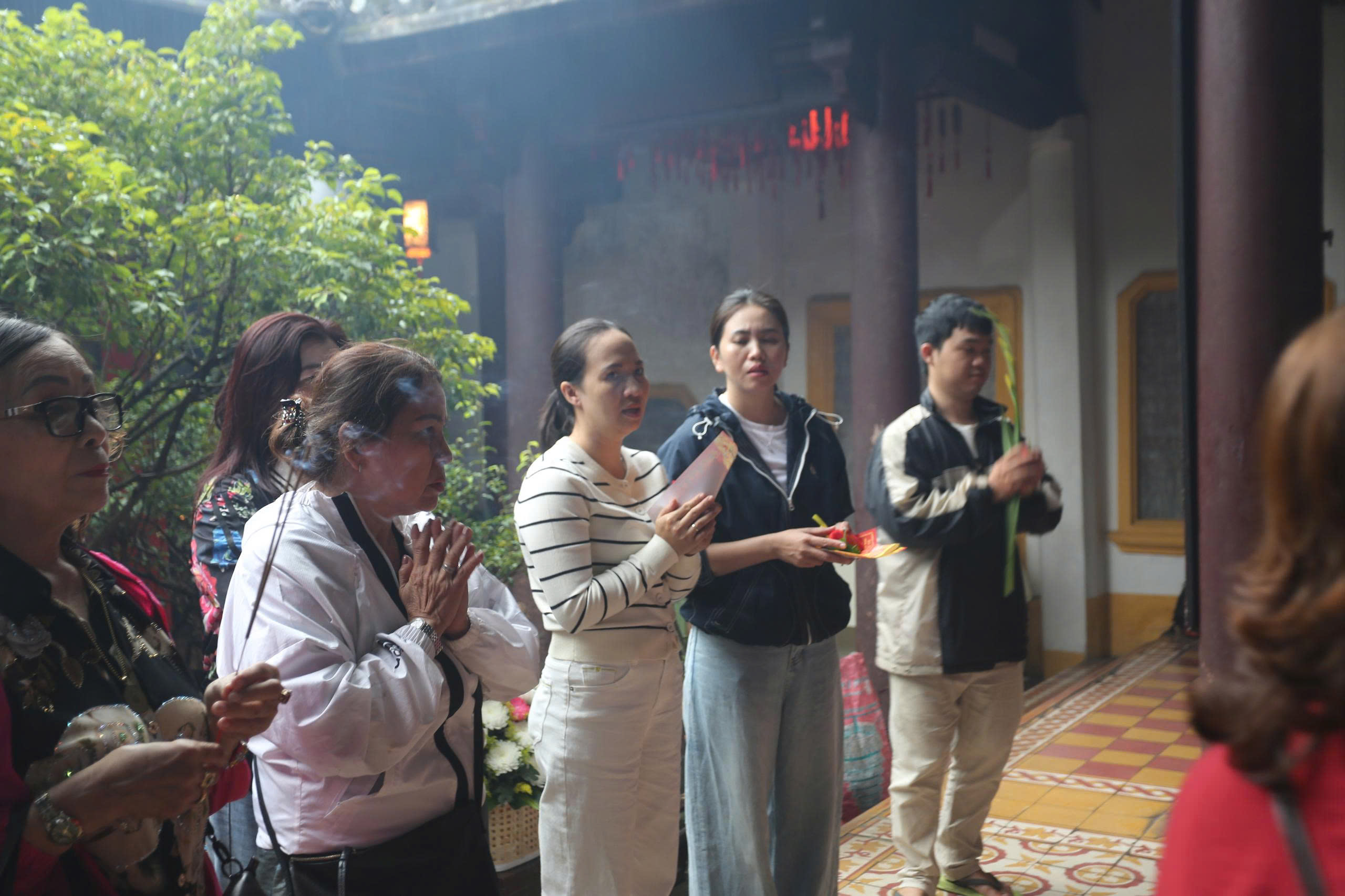 Di sản văn h&oacute;a phi vật thể Tết Nguy&ecirc;n ti&ecirc;u được t&aacute;i hiện tại phố cổ Hội An- Ảnh 10.