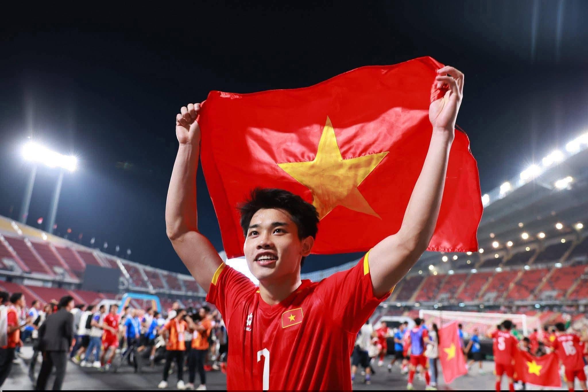 T&ugrave;ng Dương, H&ograve;a Minzy, Đ&igrave;nh Bắc dẫn đầu đề cử Giải Cống hiến 2026- Ảnh 4.
