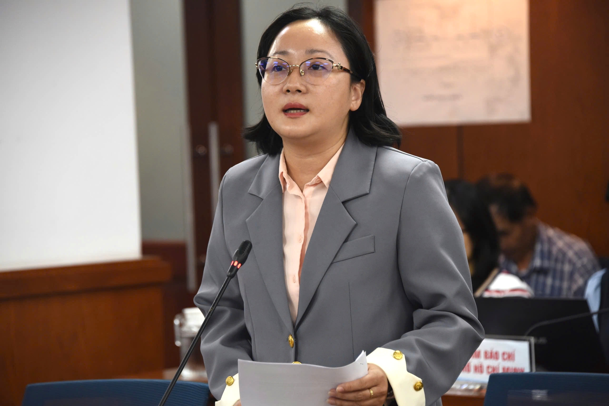 Xung đột Trung Đ&ocirc;ng l&agrave;m tăng chi ph&iacute; logistics, ảnh hưởng xuất, nhập khẩu TP.HCM- Ảnh 1.