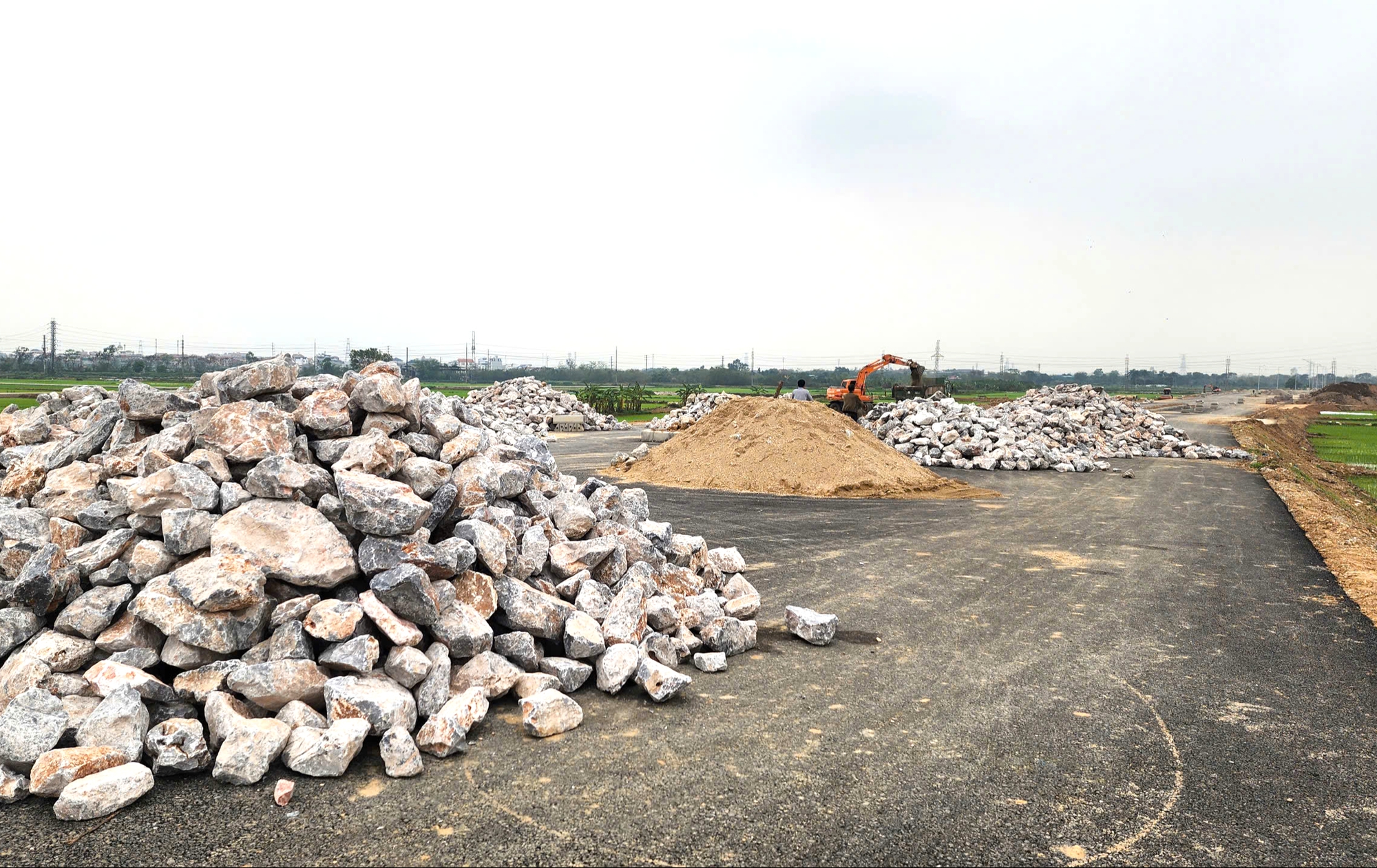 Cận cảnh tuyến đường hơn 460 tỷ đồng ở Bắc Ninh sau gần một năm thi công- Ảnh 20. Cận cảnh tuyến đường hơn 460 tỷ đồng ở Bắc Ninh sau gần một năm thi công- Ảnh 20.