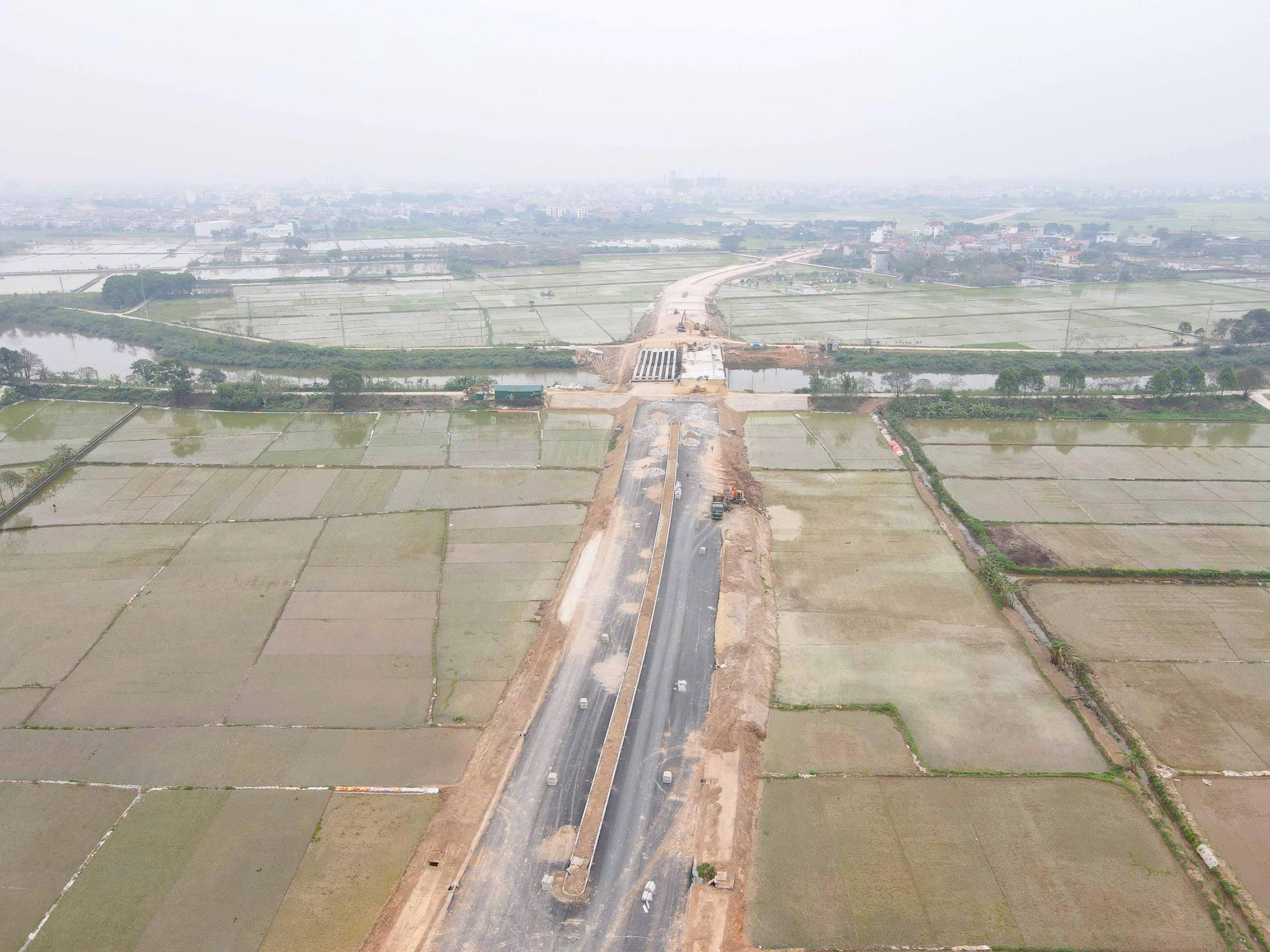 Cận cảnh tuyến đường hơn 460 tỷ đồng ở Bắc Ninh sau gần một năm thi công- Ảnh 24. Cận cảnh tuyến đường hơn 460 tỷ đồng ở Bắc Ninh sau gần một năm thi công- Ảnh 24.