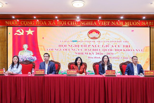 B&agrave; B&ugrave;i Thị Minh Ho&agrave;i: "D&acirc;n l&agrave; gốc", "d&acirc;n l&agrave; trung t&acirc;m" phải l&agrave; cốt l&otilde;i của mọi ch&iacute;nh s&aacute;ch- Ảnh 1.