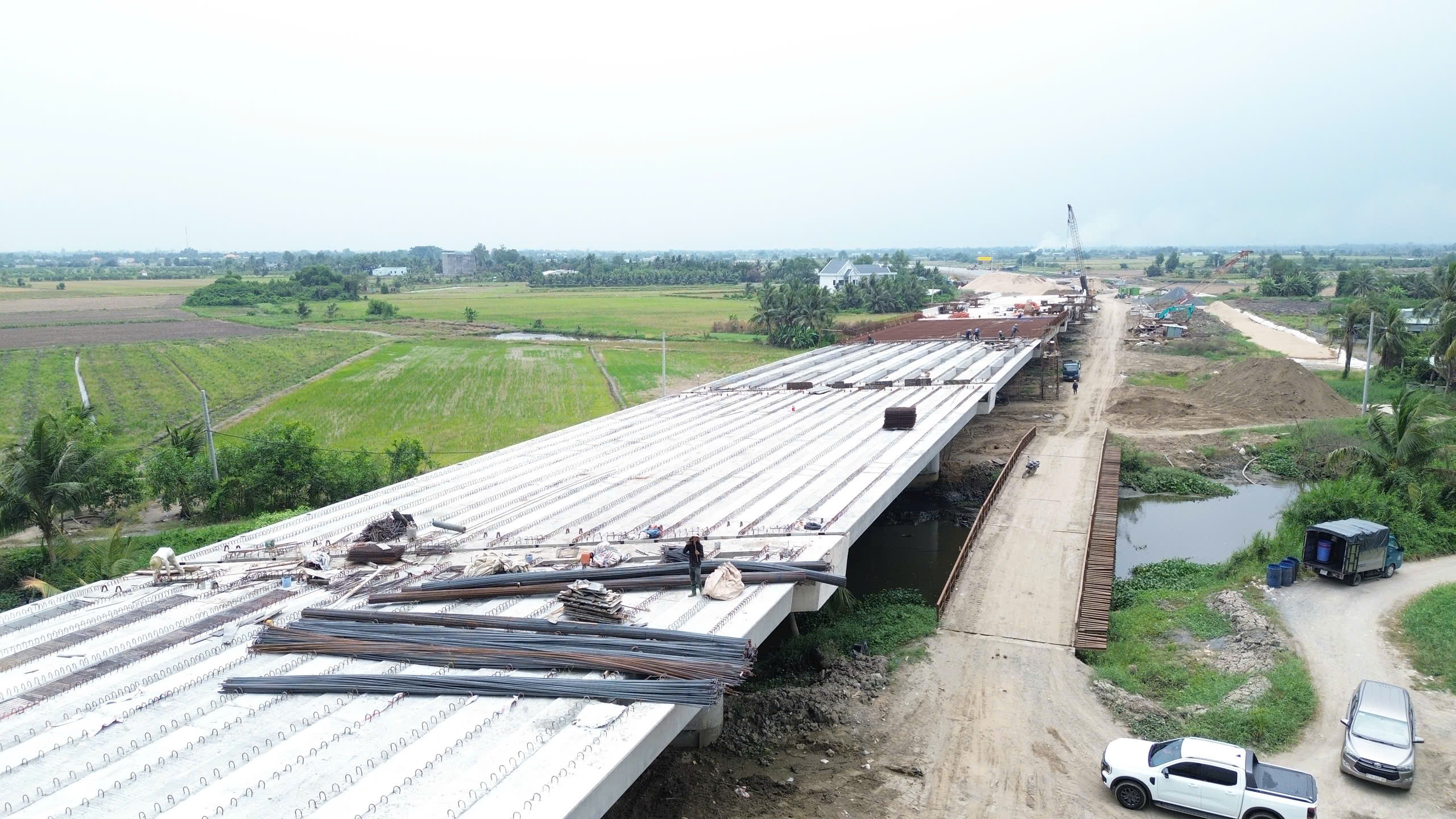 TP.HCM th&uacute;c tiến độ V&agrave;nh đai 3 ph&iacute;a T&acirc;y, tăng tốc xử l&yacute; nền đất yếu- Ảnh 2.