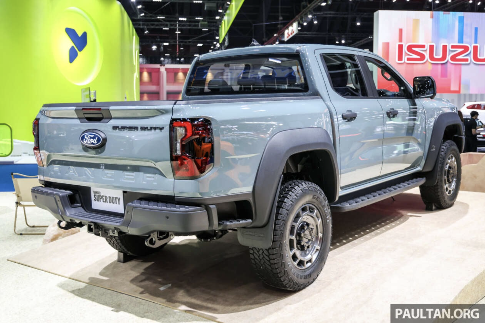 Bán tải Ford Ranger Super Duty ra mắt với khả năng chở hàng vượt trội- Ảnh 3.