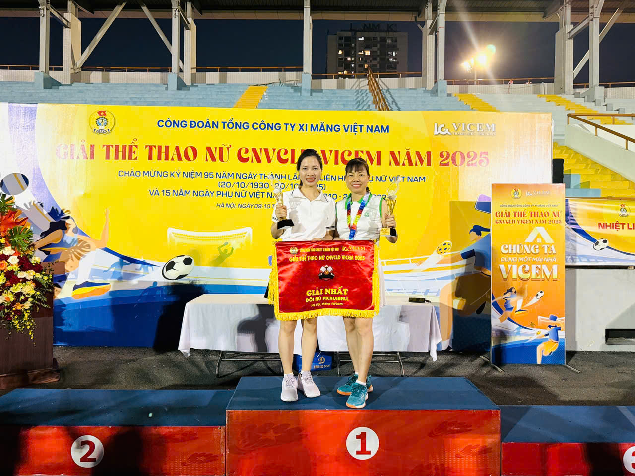 Từ những con số khô khan đến câu chuyện đẹp của một nữ kỹ sư điện- Ảnh 6. Từ những con số khô khan đến câu chuyện đẹp của một nữ kỹ sư điện- Ảnh 6.