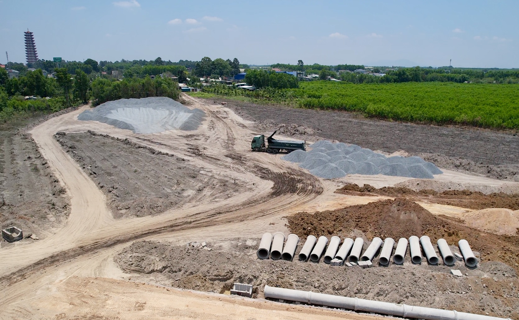 Vượt nắng mở trục đường 25C kết nối vào sân bay Long Thành- Ảnh 12. Vượt nắng mở trục đường 25C kết nối vào sân bay Long Thành- Ảnh 12.