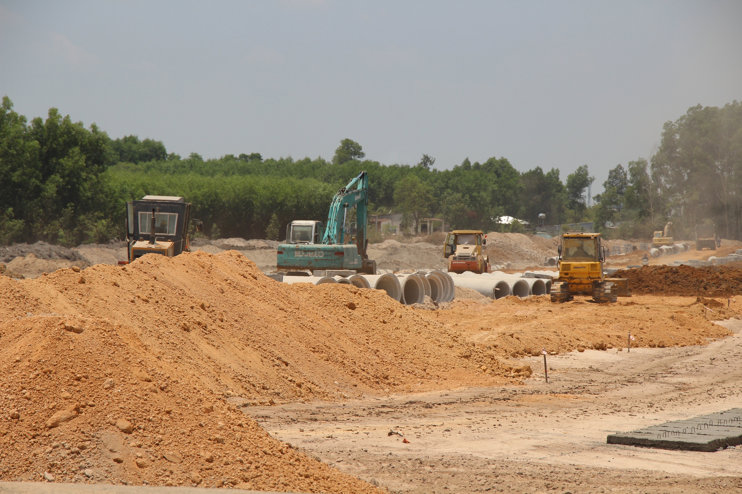 Vượt nắng mở trục đường 25C kết nối vào sân bay Long Thành- Ảnh 6. Vượt nắng mở trục đường 25C kết nối vào sân bay Long Thành- Ảnh 6.