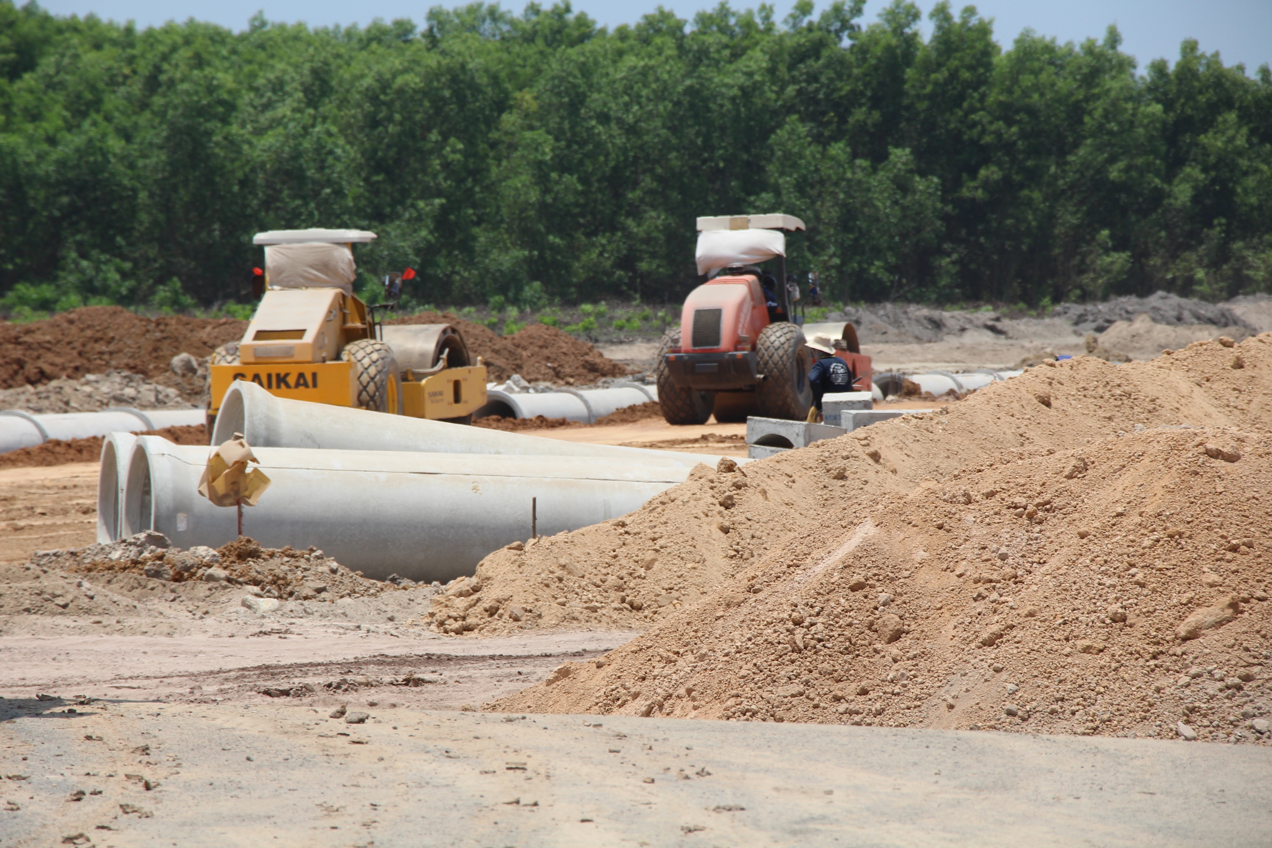 Vượt nắng mở trục đường 25C kết nối vào sân bay Long Thành- Ảnh 4. Vượt nắng mở trục đường 25C kết nối vào sân bay Long Thành- Ảnh 4.