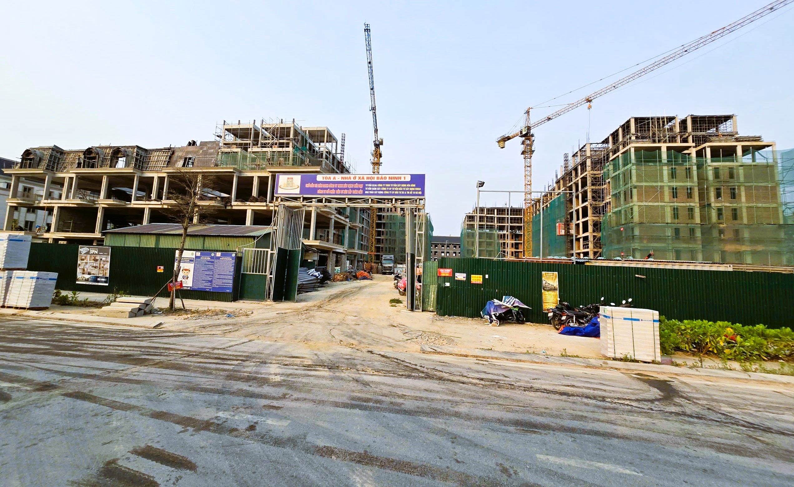 Quảng Trị tăng cường b&igrave;nh ổn gi&aacute; vật liệu, đẩy nhanh tiến độ dự &aacute;n trọng điểm- Ảnh 3.