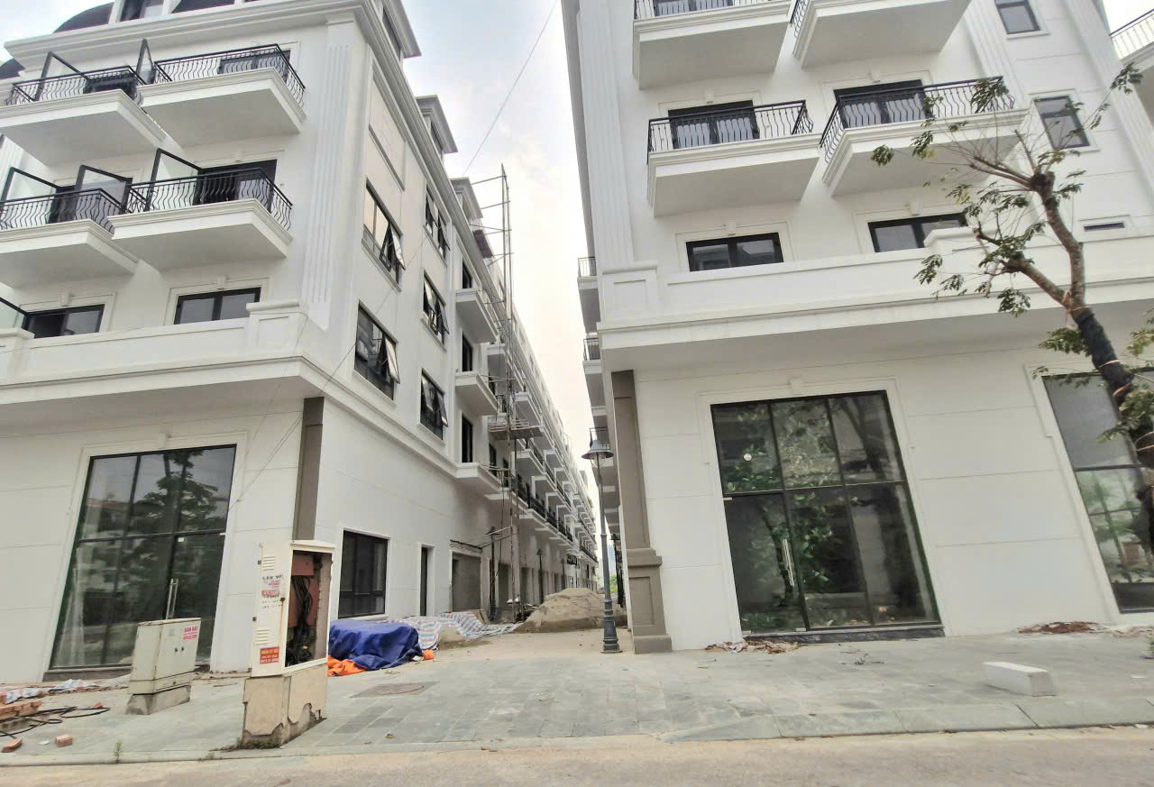 Phố đi bộ Bắc Giang đìu hiu: Nhà tiền tỷ xây xong vẫn vắng bóng người- Ảnh 13.