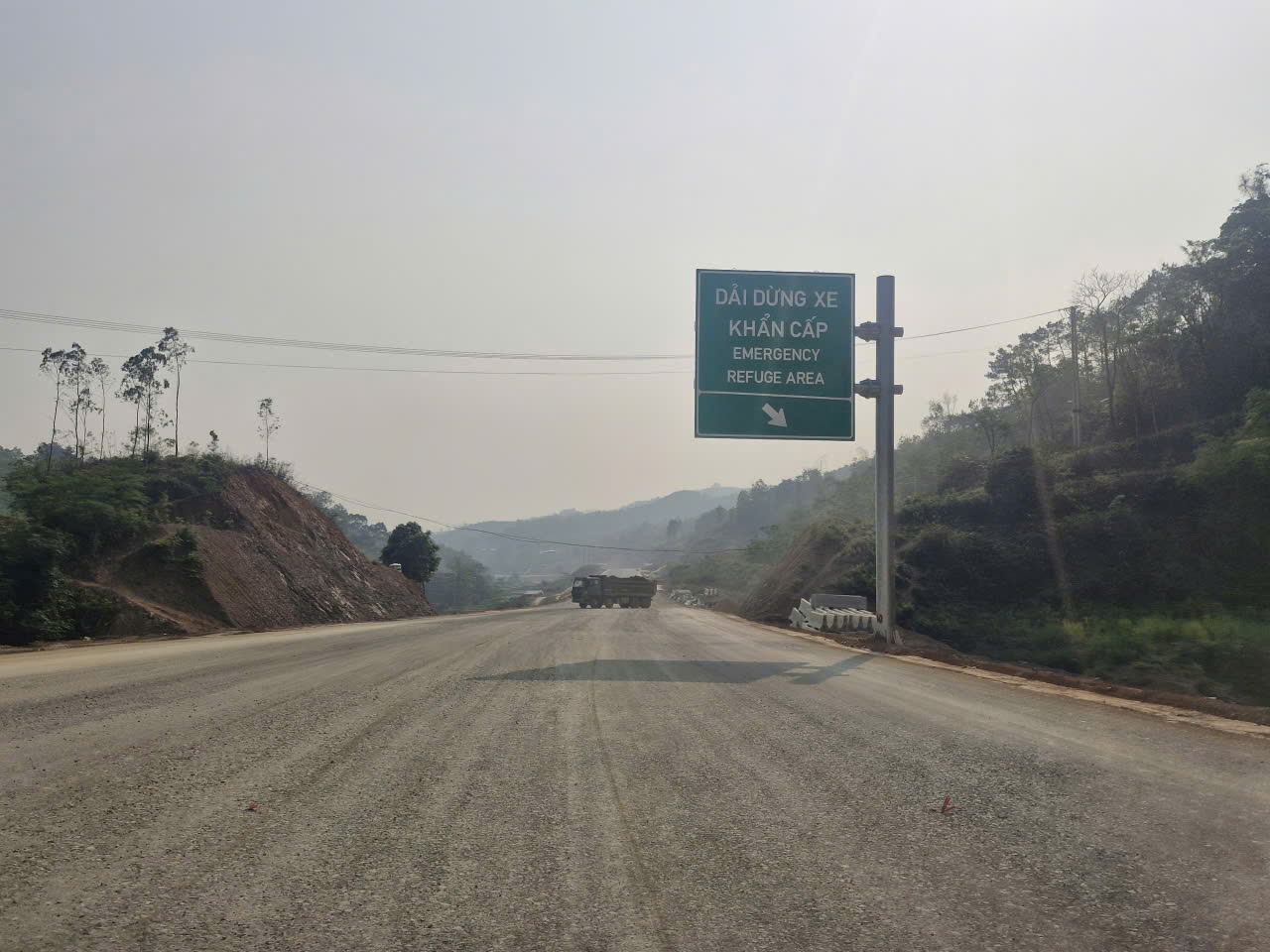 Cận cảnh cao tốc Hữu Nghị - Chi Lăng trước ngày về đích- Ảnh 15. Cận cảnh cao tốc Hữu Nghị - Chi Lăng trước ngày về đích- Ảnh 15.