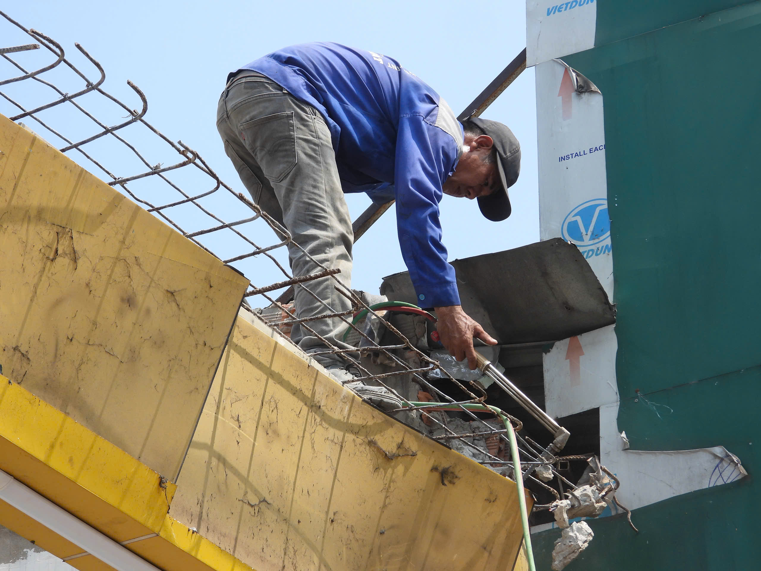 Người d&acirc;n rục rịch dỡ nh&agrave;, nhường đất mở rộng quốc lộ 13 gần 21.000 tỷ đồng- Ảnh 8.