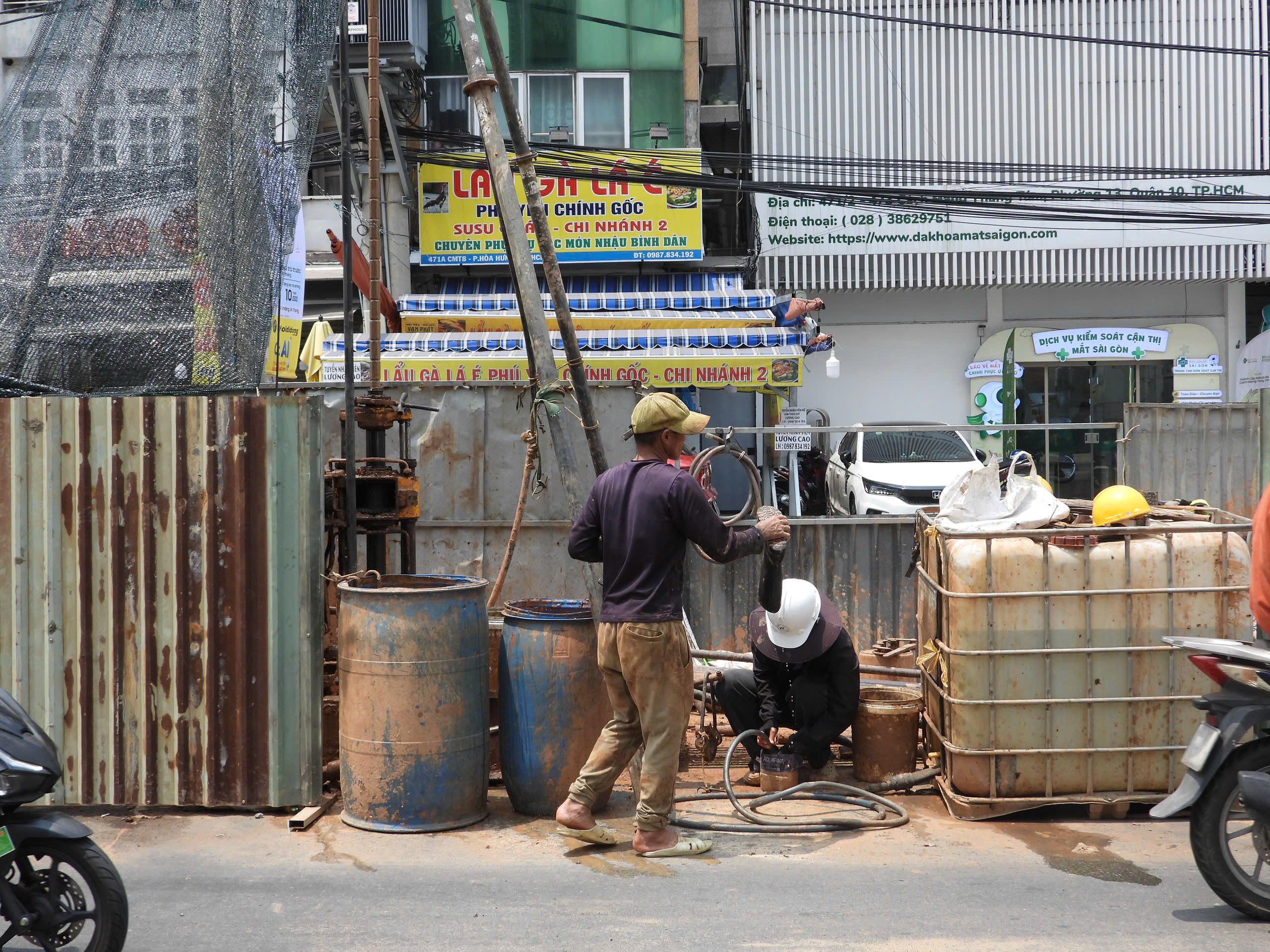 TP.HCM gấp rút khoan khảo sát địa chất tuyến metro số 2- Ảnh 2. TP.HCM gấp rút khoan khảo sát địa chất tuyến metro số 2- Ảnh 2.