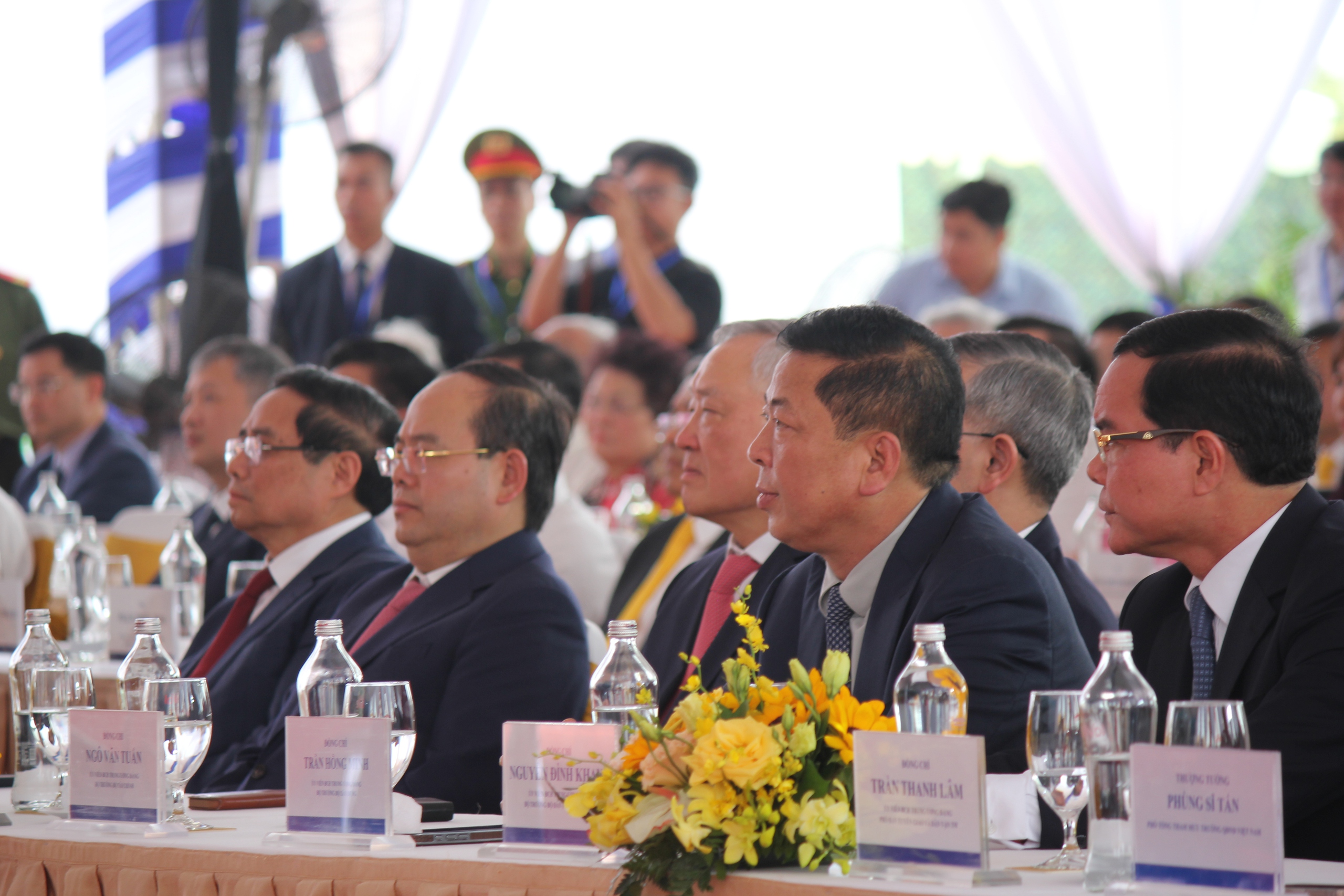 Khởi c&ocirc;ng tuyến đường sắt tốc độ cao H&agrave; Nội &ndash; Quảng Ninh, tạo đột ph&aacute; kết nối v&ugrave;ng- Ảnh 2.