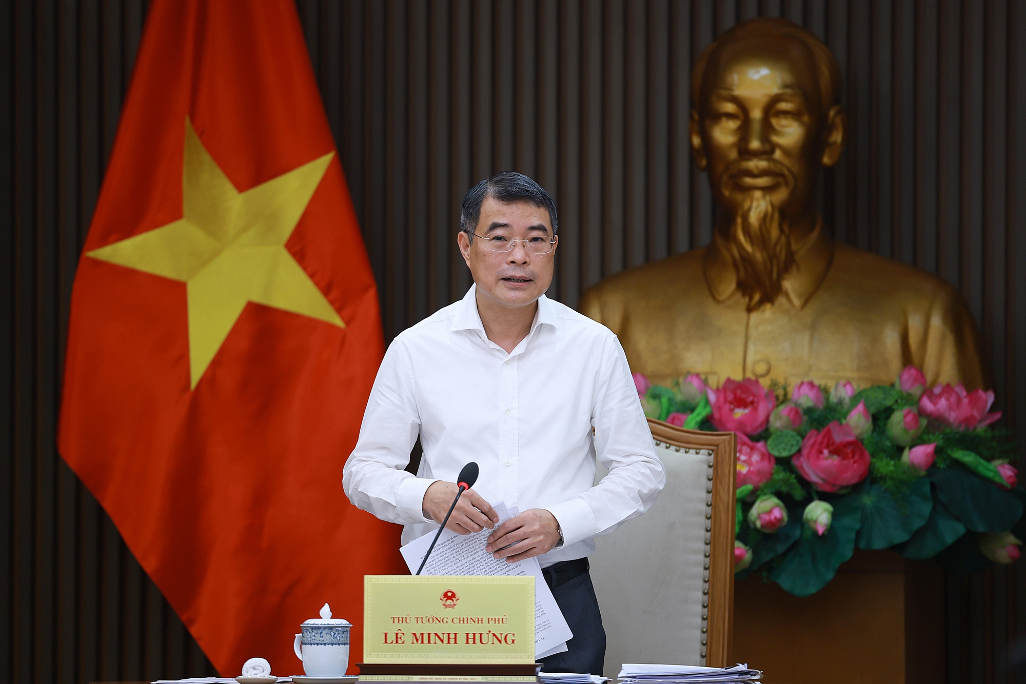 Thủ tướng: Trong qu&yacute; II/2026, đưa Bệnh viện Bạch Mai, Việt Đức cơ sở 2 v&agrave;o hoạt động- Ảnh 2.