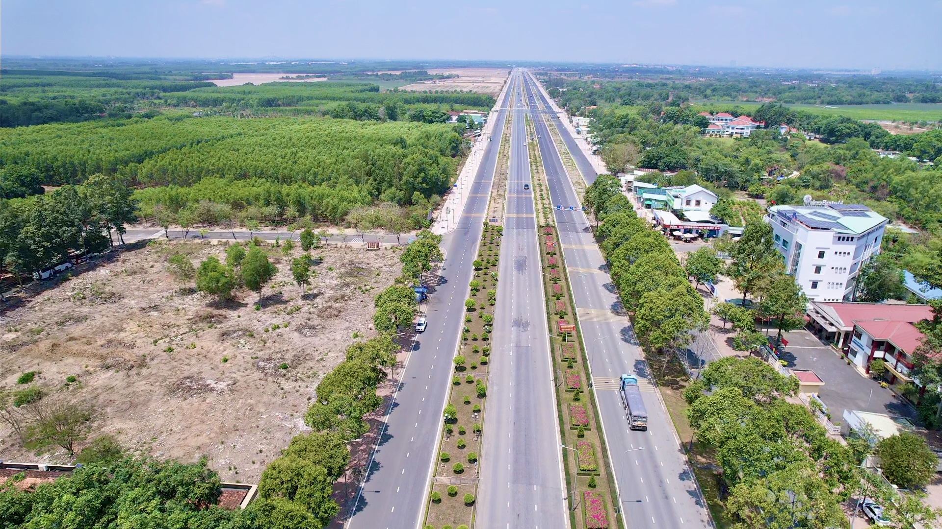 Đường 25B dần hoàn thiện, kết nối sân bay Long Thành- Ảnh 5. Đường 25B dần hoàn thiện, kết nối sân bay Long Thành- Ảnh 5.