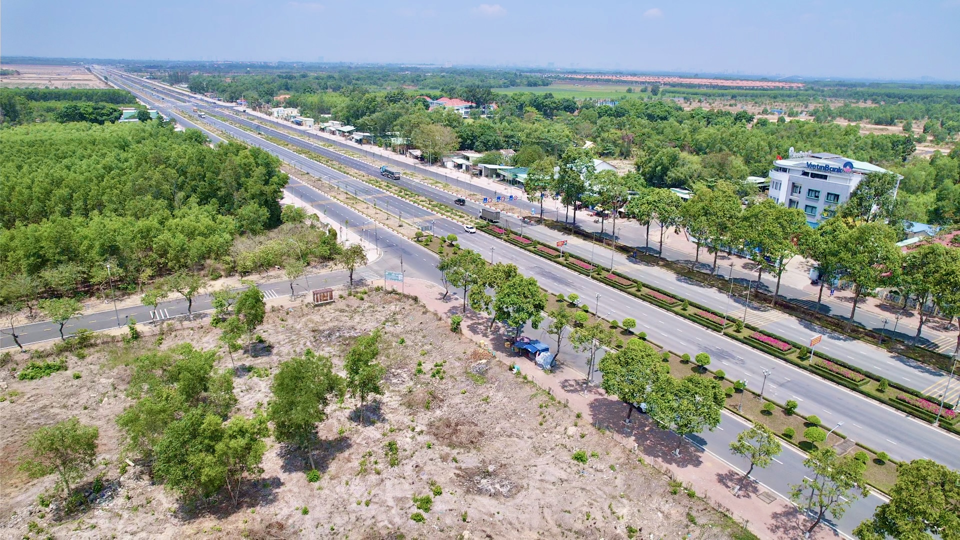 Đường 25B dần hoàn thiện, kết nối sân bay Long Thành- Ảnh 4. Đường 25B dần hoàn thiện, kết nối sân bay Long Thành- Ảnh 4.