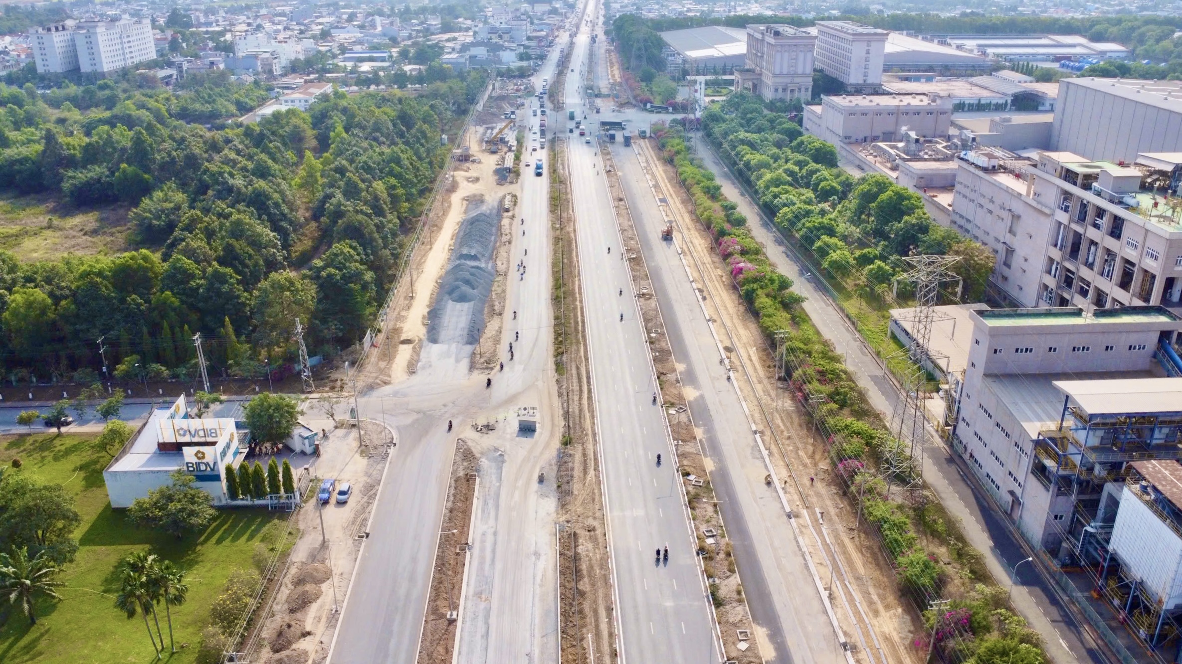Đường 25B dần hoàn thiện, kết nối sân bay Long Thành- Ảnh 10. Đường 25B dần hoàn thiện, kết nối sân bay Long Thành- Ảnh 10.