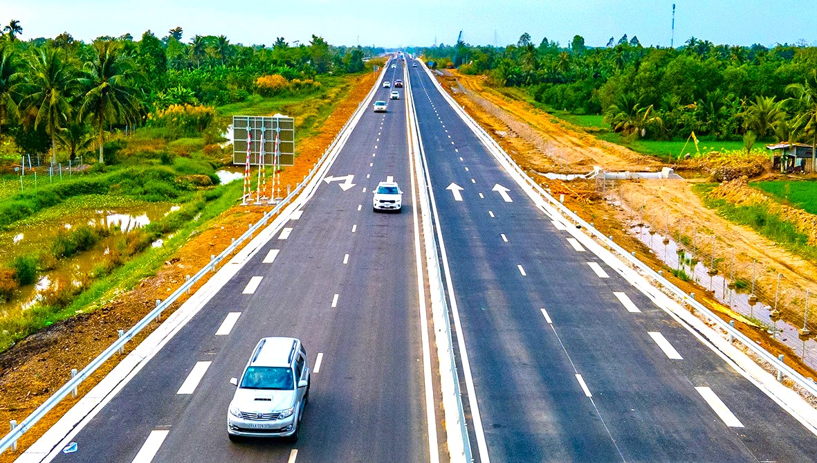 Cao tốc TP.HCM - C&agrave; Mau c&oacute; thể k&eacute;o d&agrave;i 260km, tăng kết nối v&ugrave;ng- Ảnh 1.