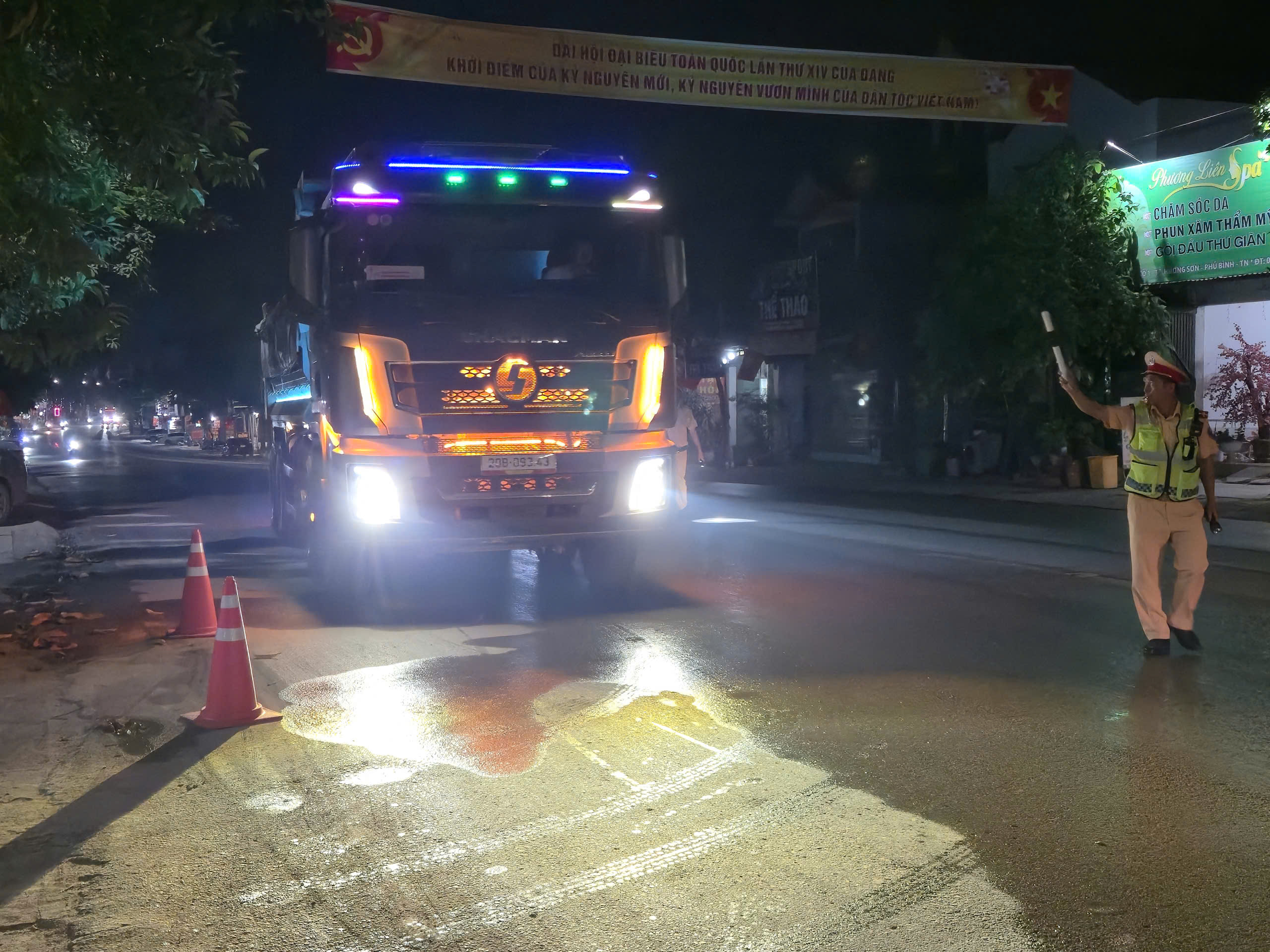 Th&aacute;i Nguy&ecirc;n: Linh hoạt giải ph&aacute;p đảm bảo an to&agrave;n giao th&ocirc;ng trước nghỉ lễ 30/4- Ảnh 4.