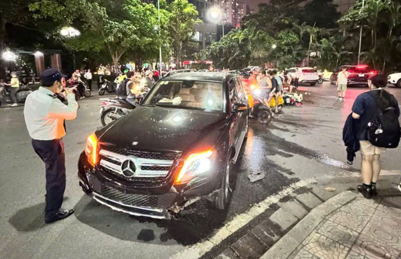 Tin tức tai nạn giao th&ocirc;ng mới nhất h&ocirc;m nay 15/4/2026- Ảnh 1.